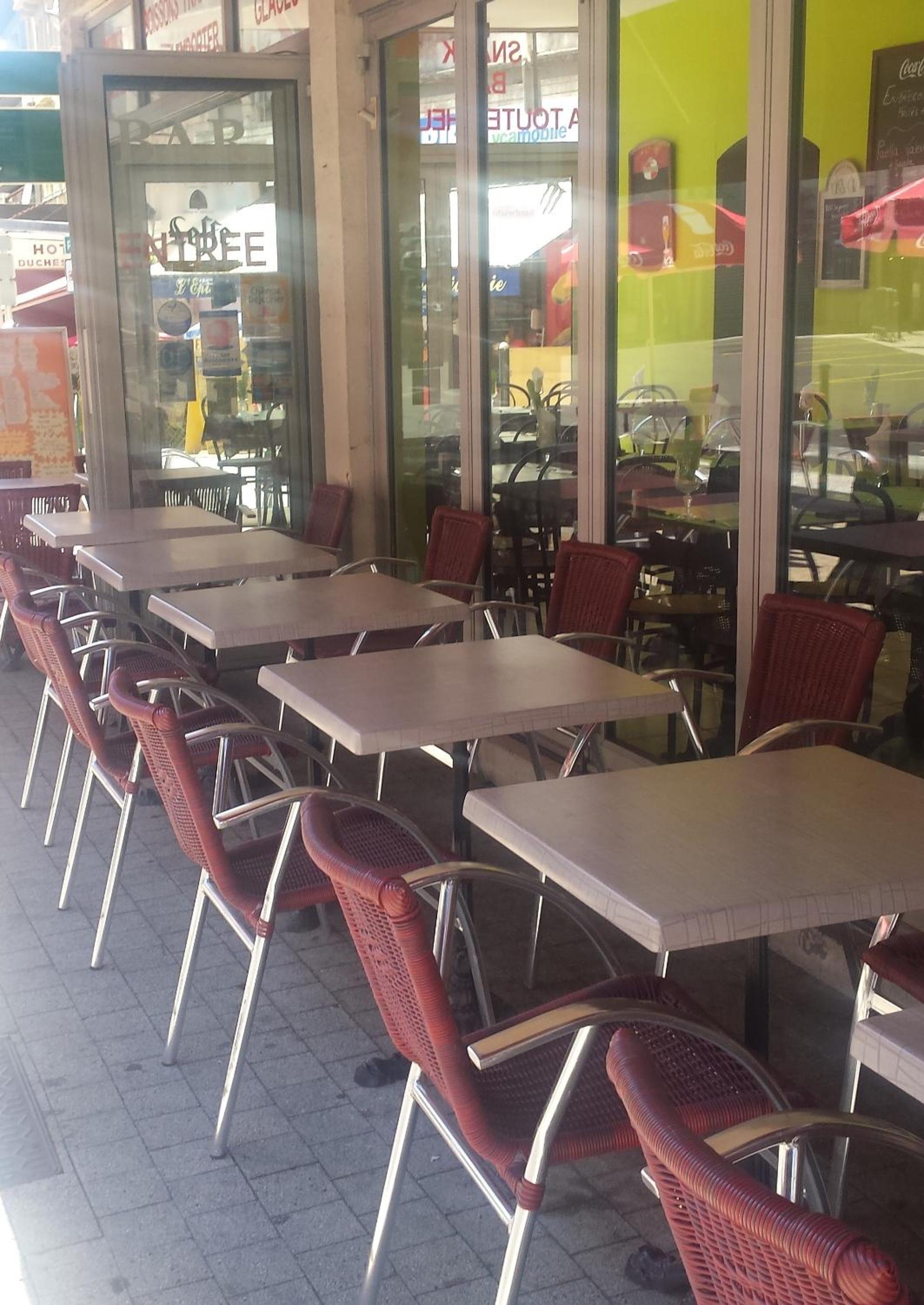 restaurant