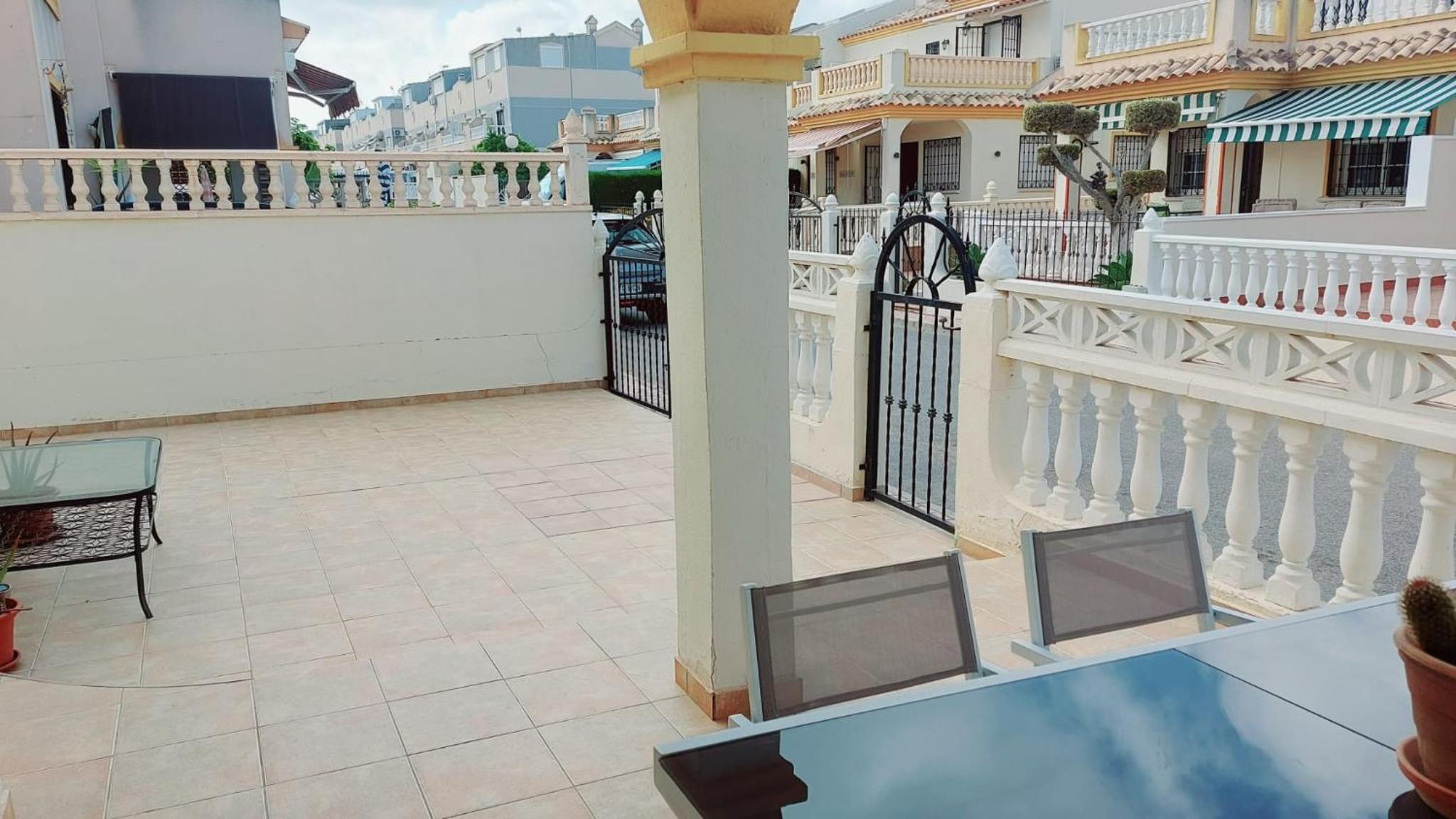 PRECIOSA CASA EN LA ZENIA ORIHUELA COSTA