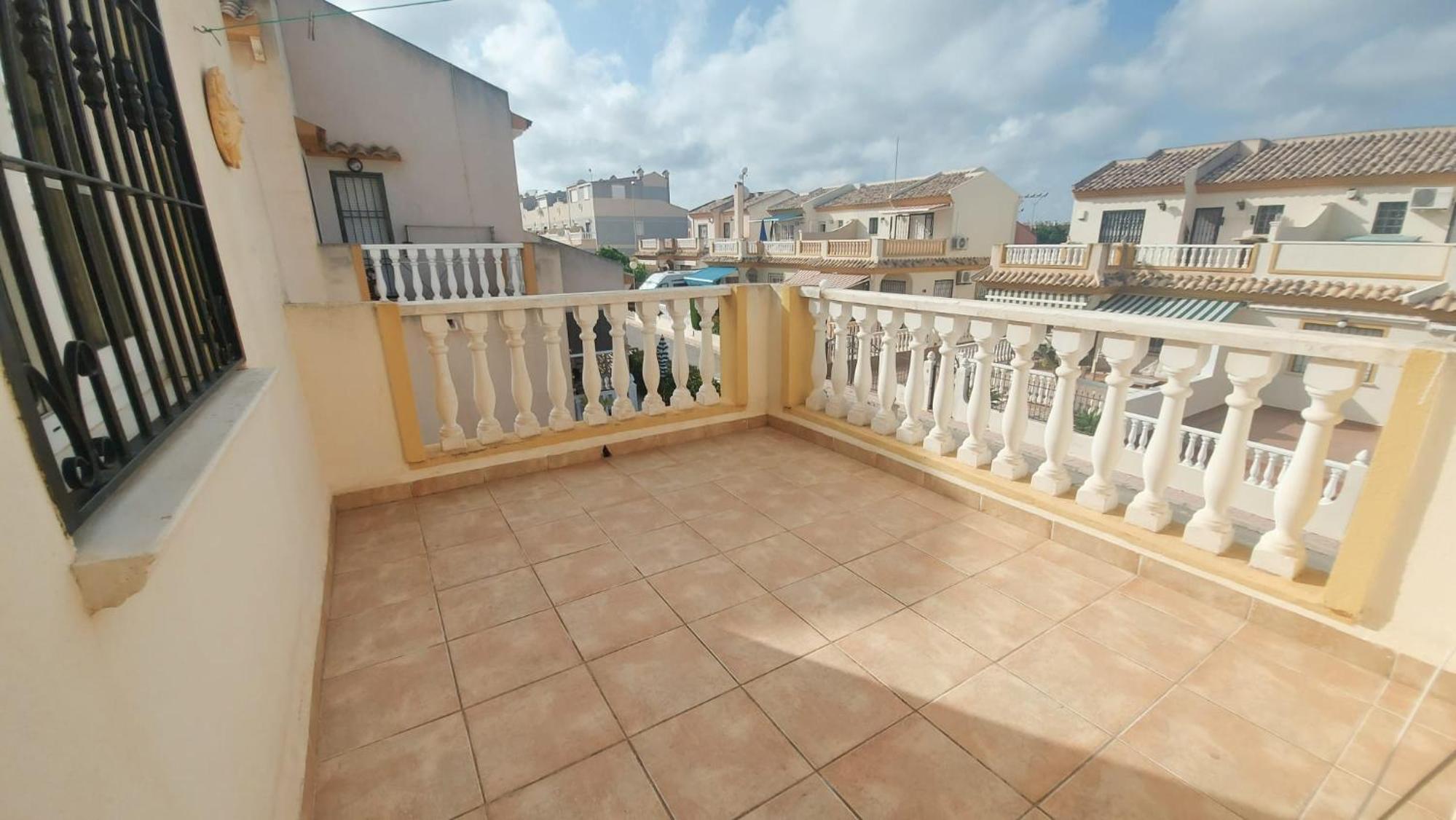 PRECIOSA CASA EN LA ZENIA ORIHUELA COSTA