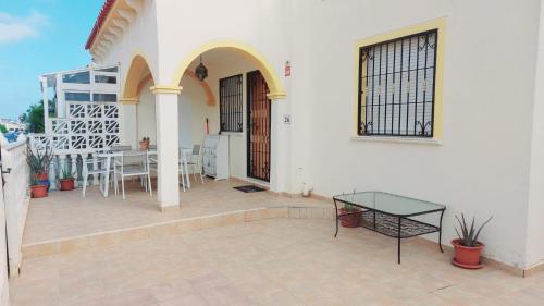 PRECIOSA CASA EN LA ZENIA ORIHUELA COSTA