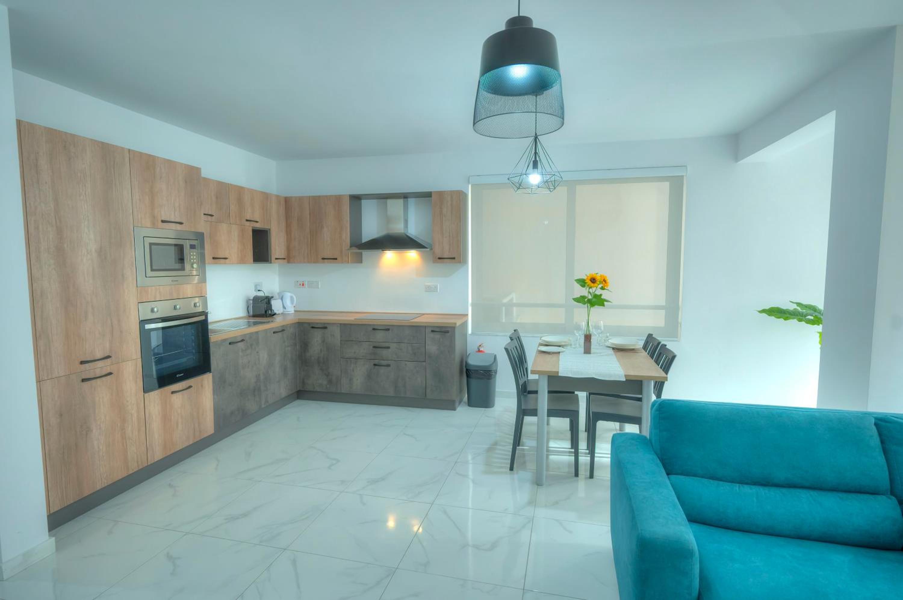 Modern & comfy 1 bedroom near seafront PCAL1-2 view 2