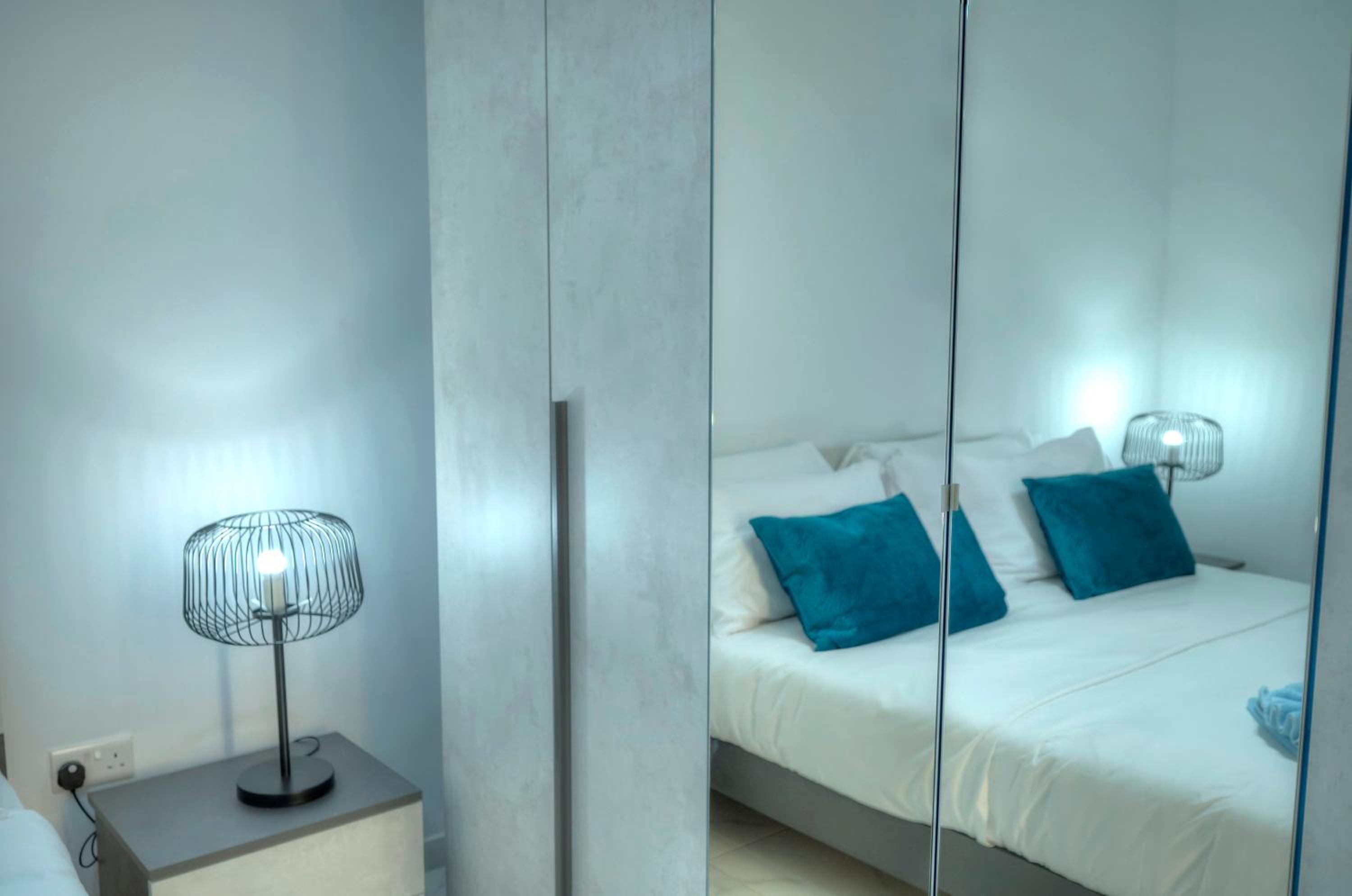 Modern & comfy 1 bedroom near seafront PCAL1-2 view 4