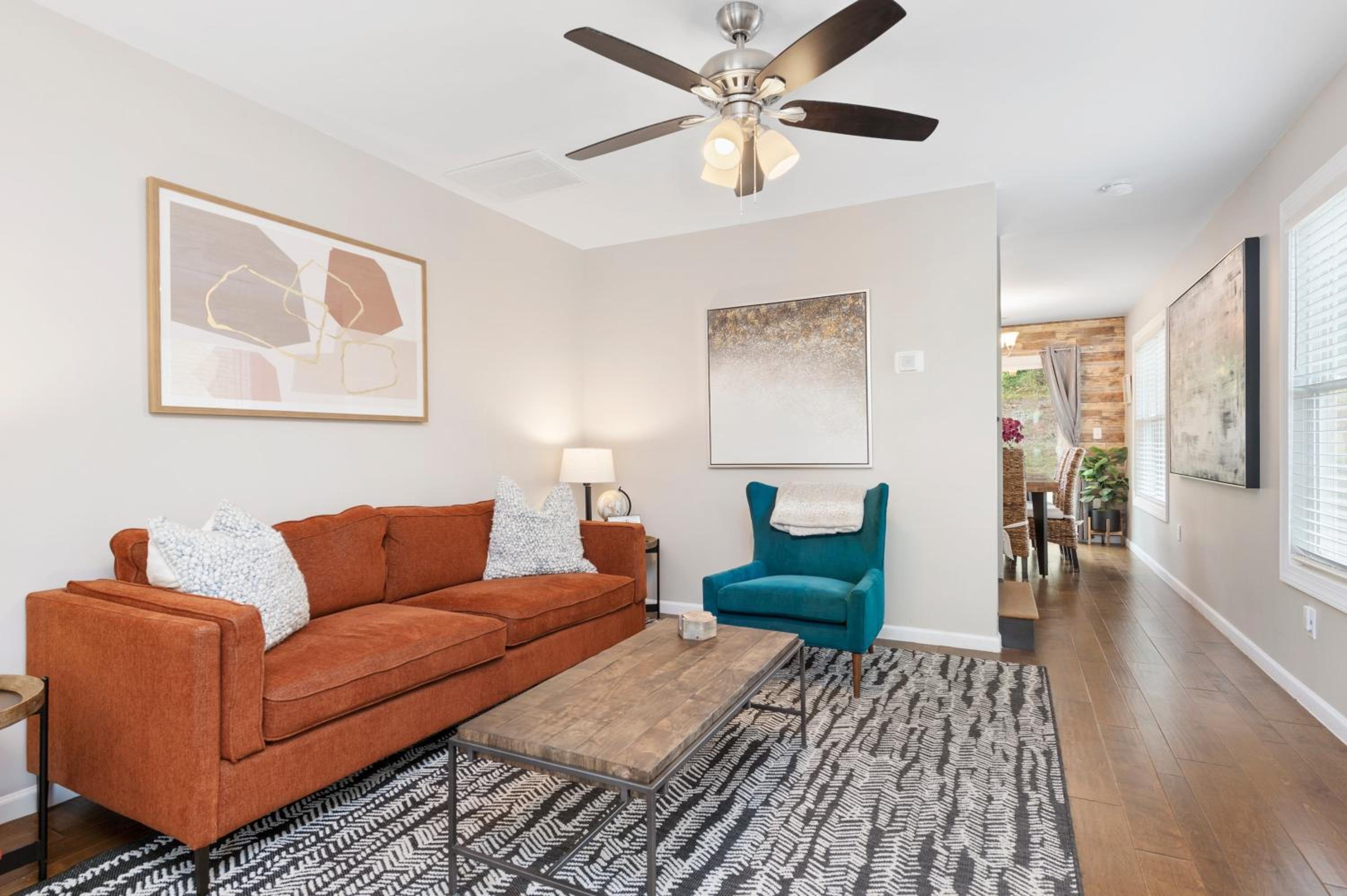 Modern Asheville Townhome 6 Min to Downtown Fire Pit Patio