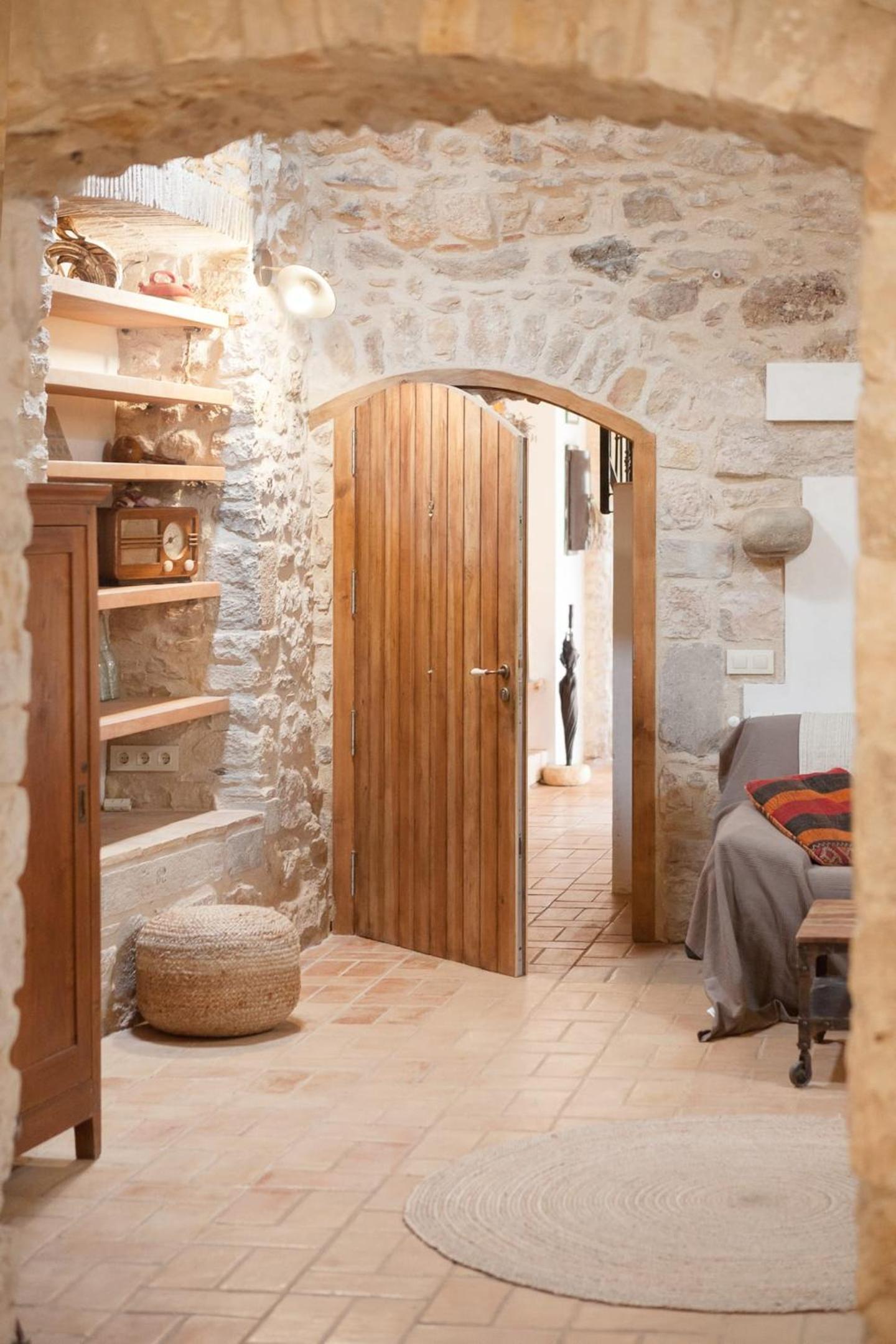 Can Feliu, Masia Stone House, Apartment and Ground-Floor apartment, Sant Daniel-Girona view 3