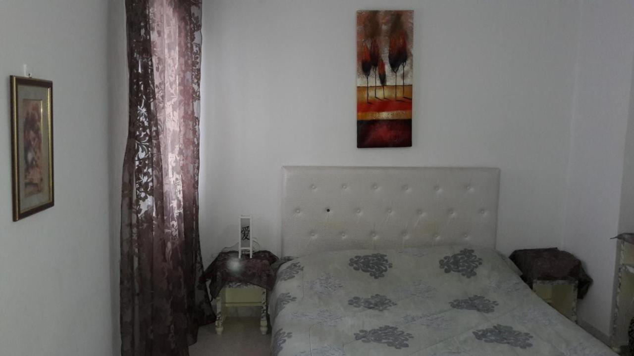 Holidays HOUSE