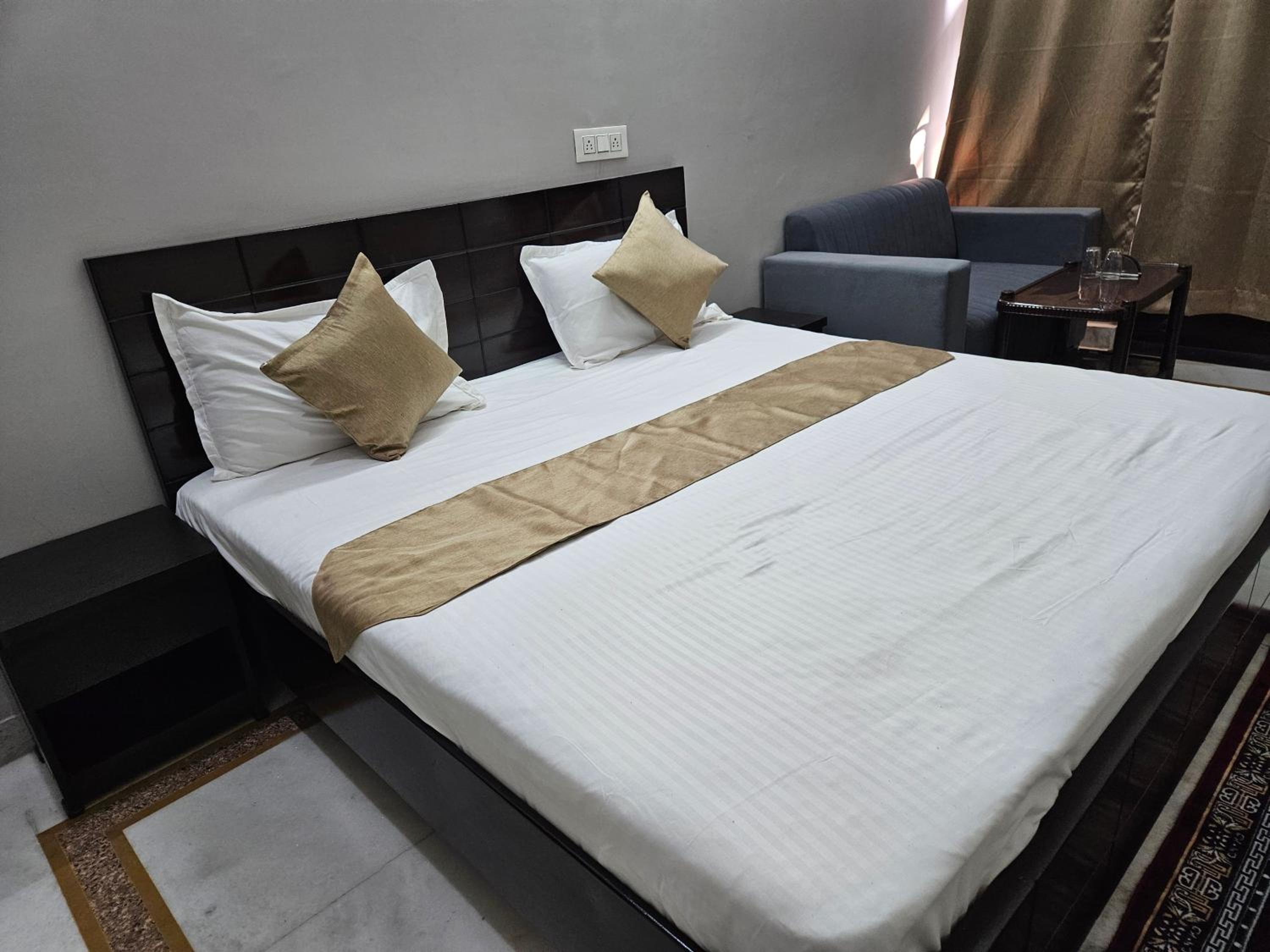RAJ RESIDENCY view 4