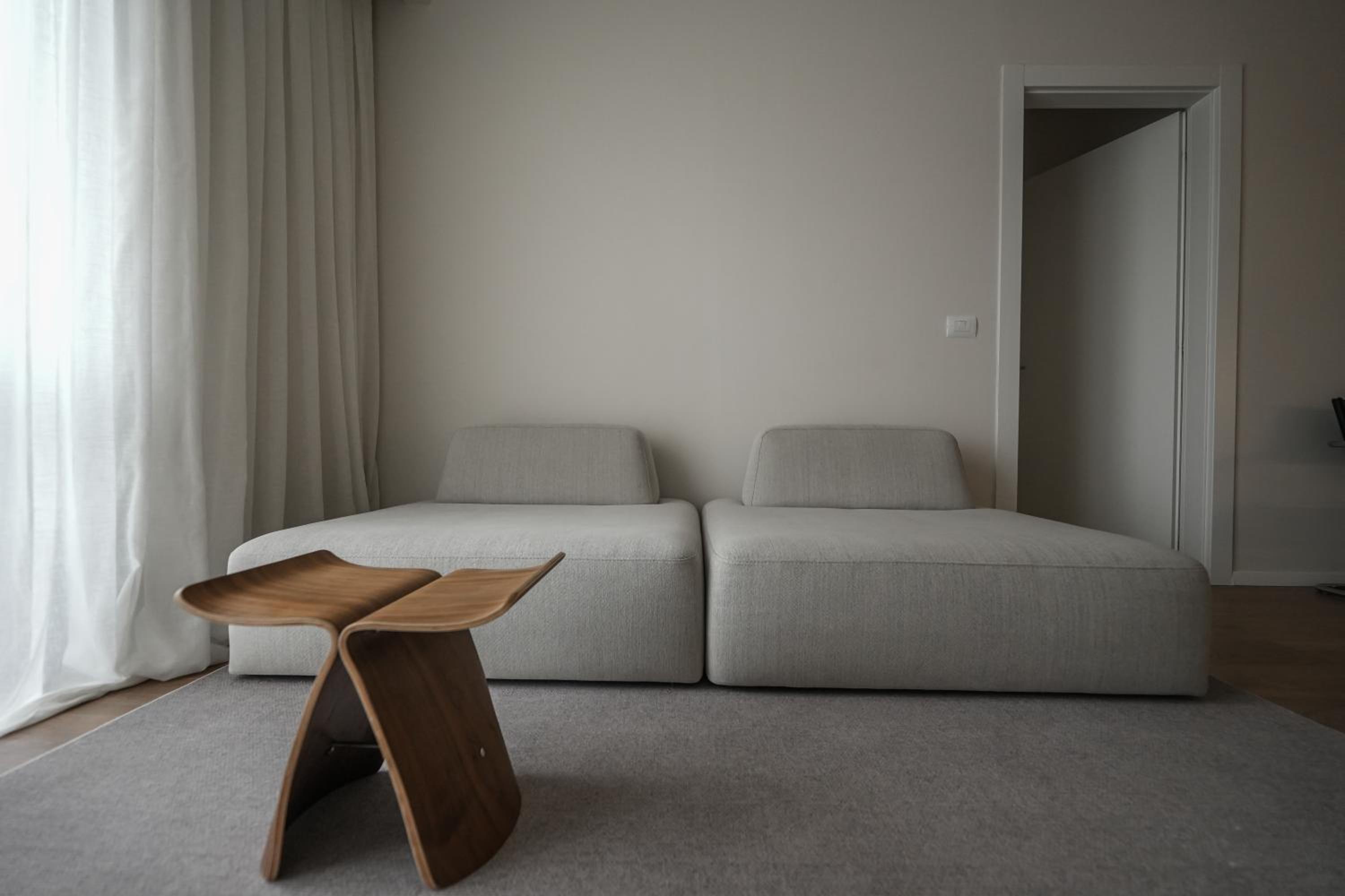 Ral Apartment 01