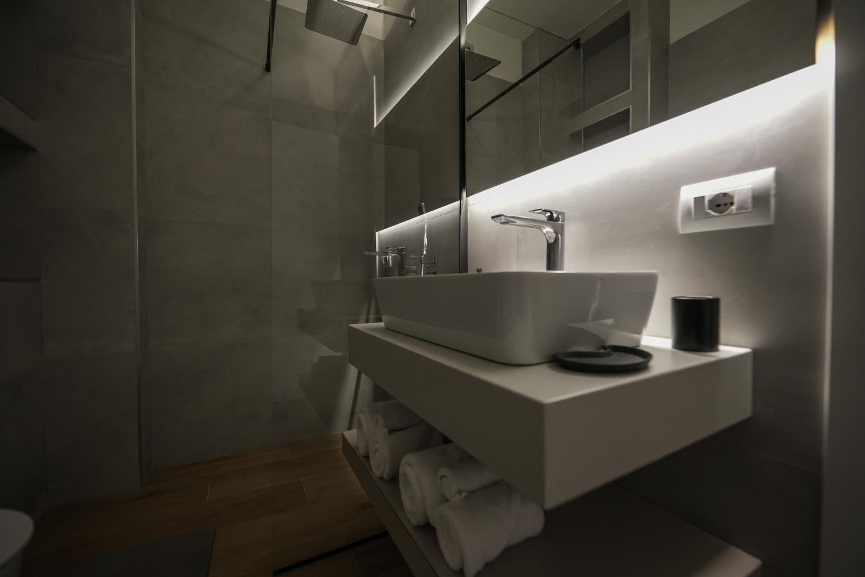 Ral Apartment 01