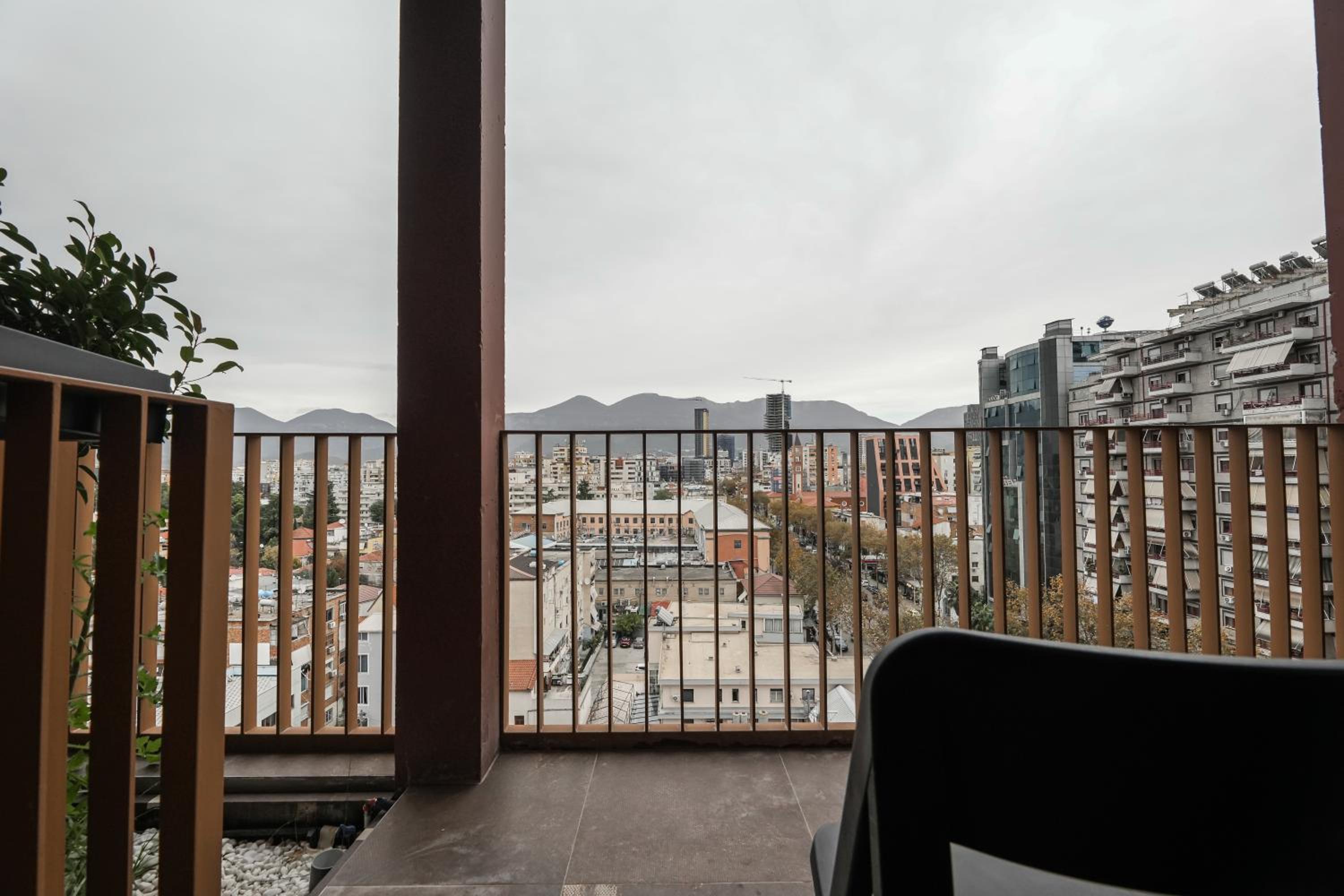 Ral Apartment 01