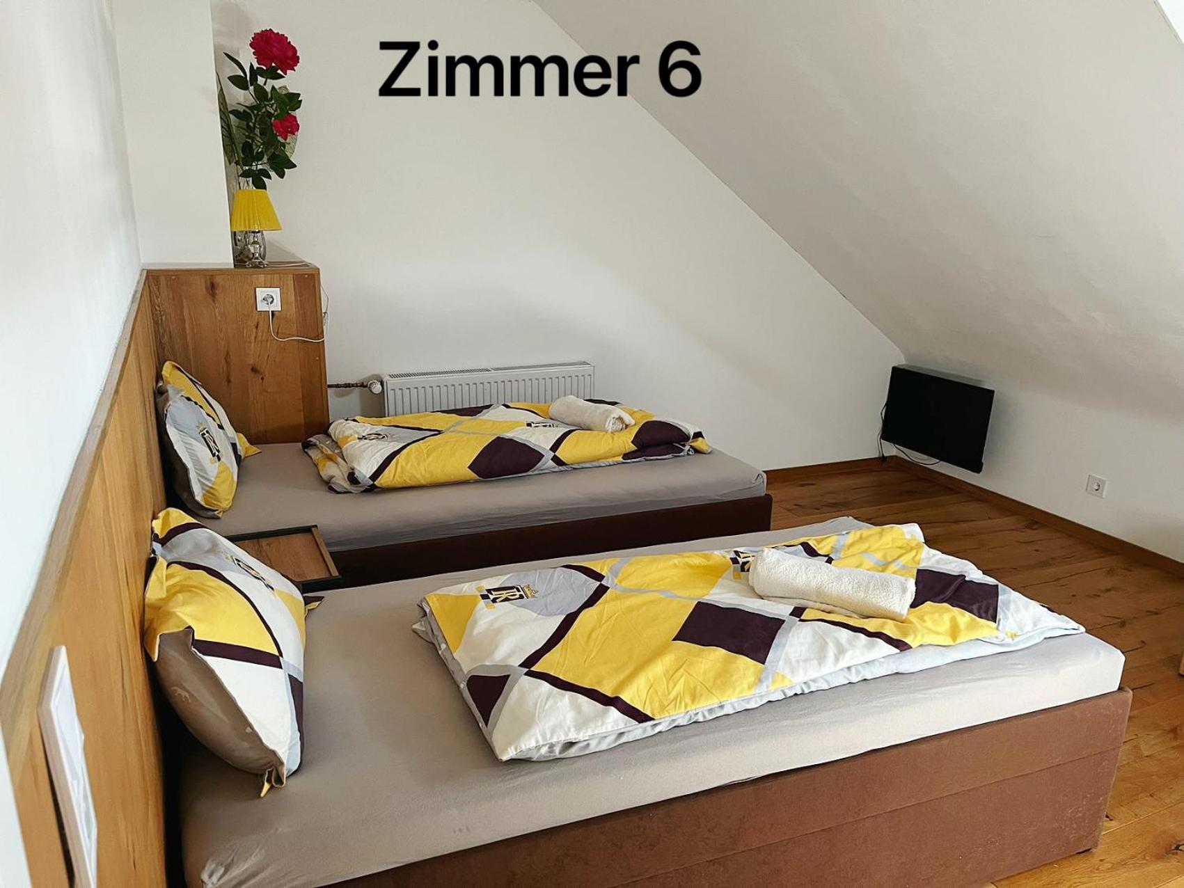 Zimmer in Ein Haus mit Waschmaschine