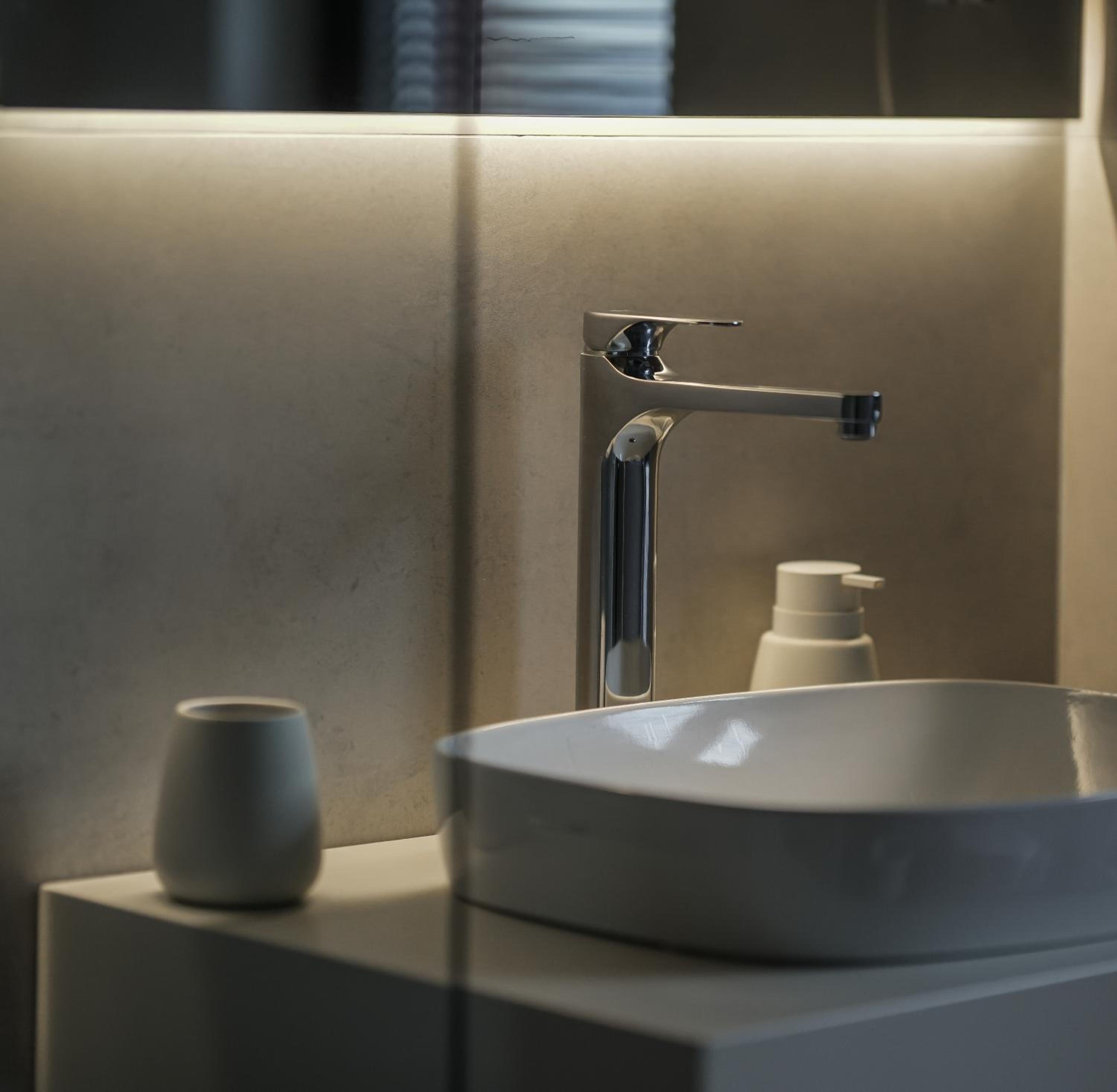 Ral Apartment 01