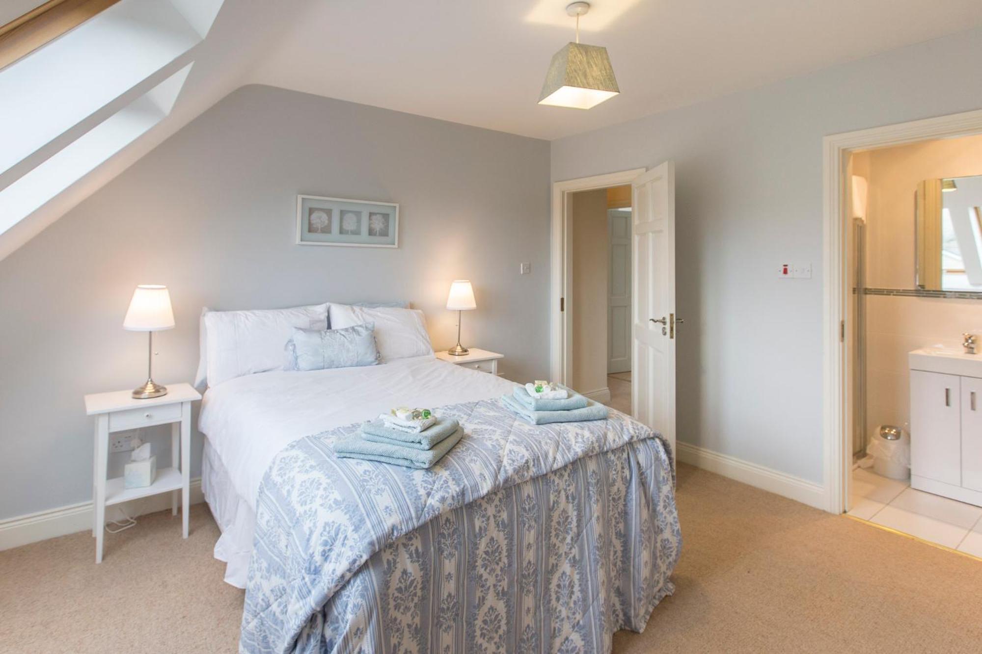 Delightful cottage just steps from Kenmare town view 5