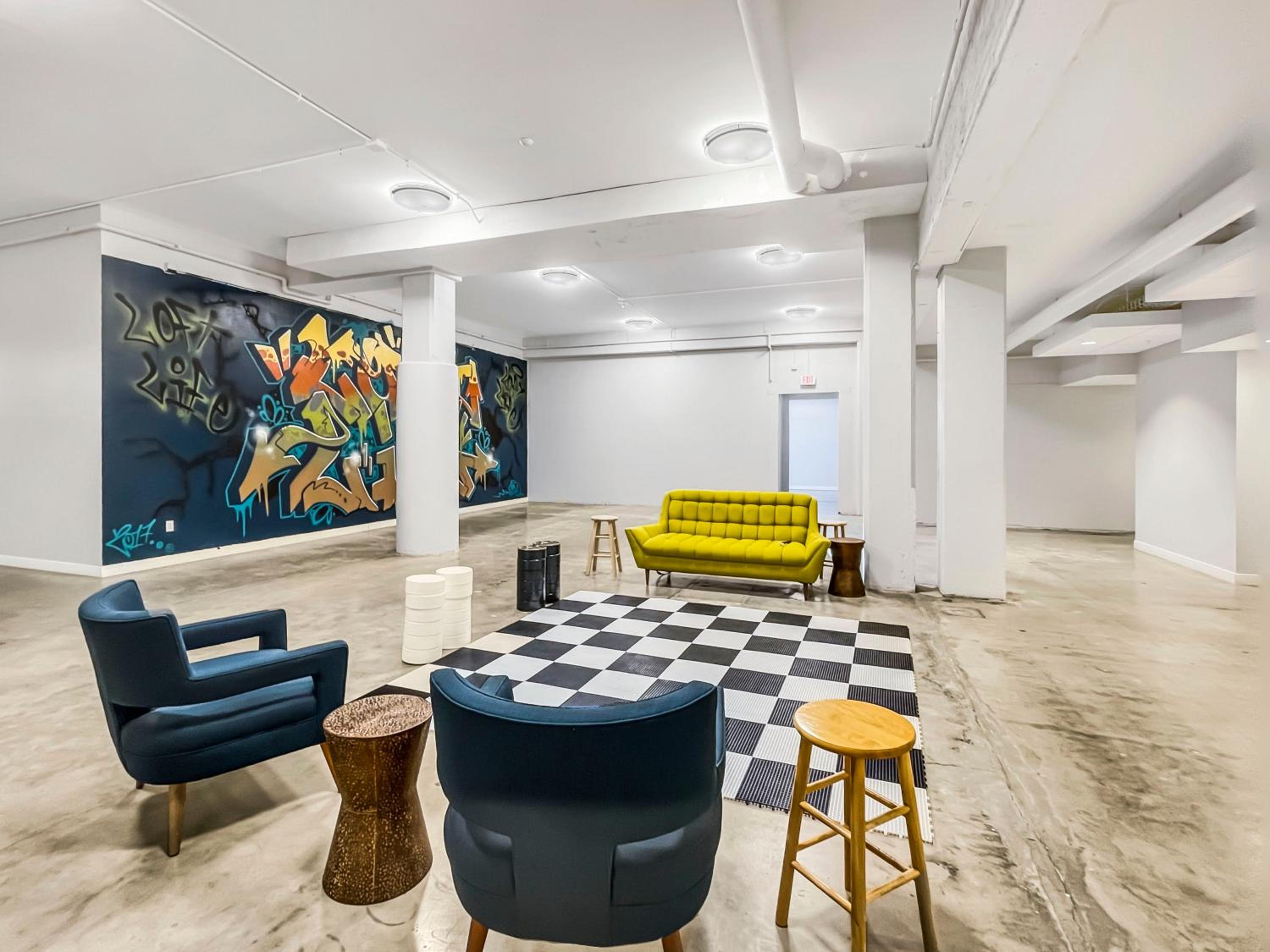 lounge