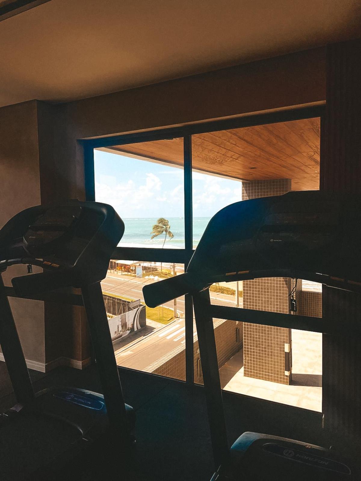 Loft beira-mar com frente e vista para o mar