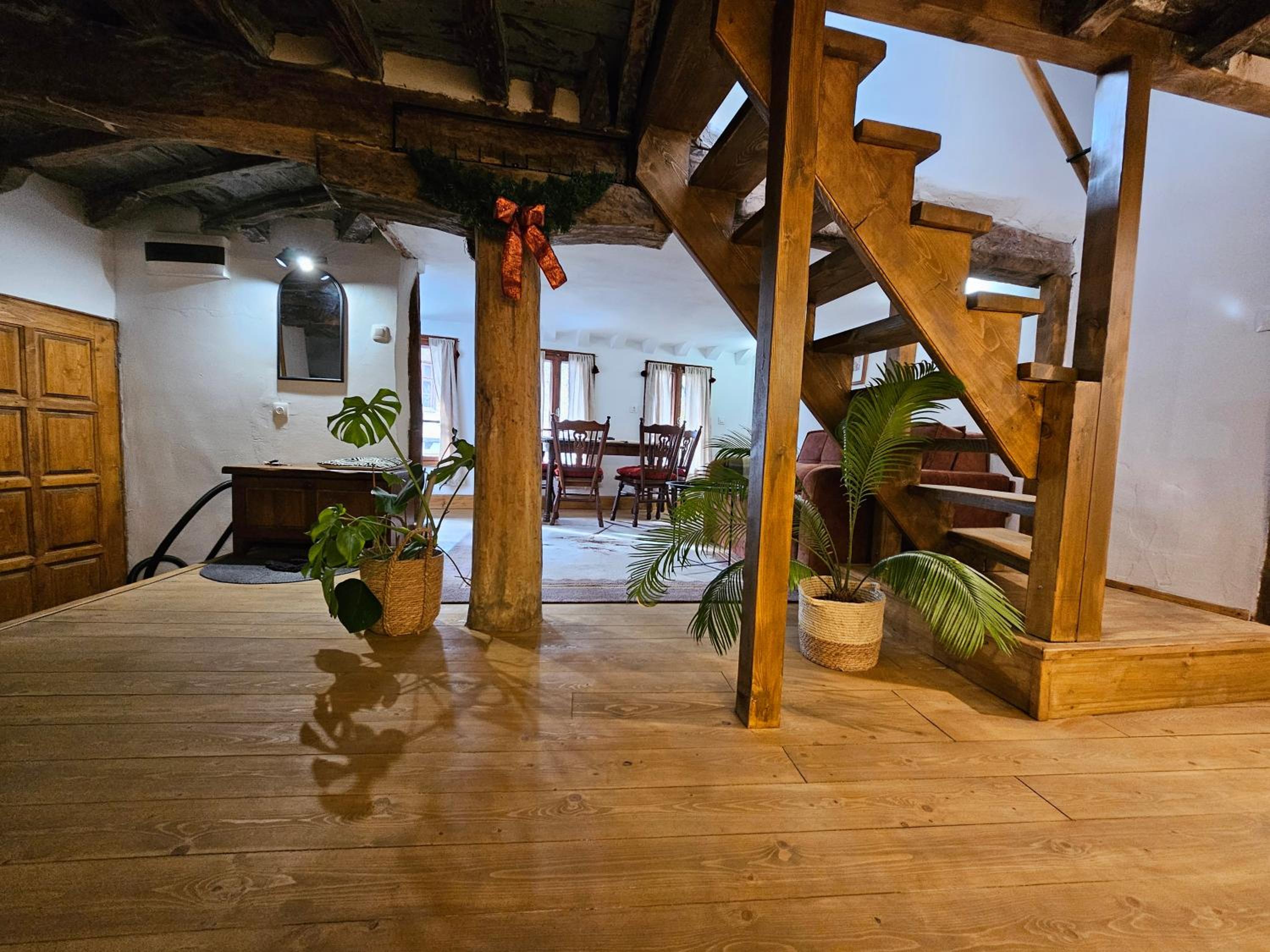Guest House GURKO 7, 2BR, Top Center, Free Parking