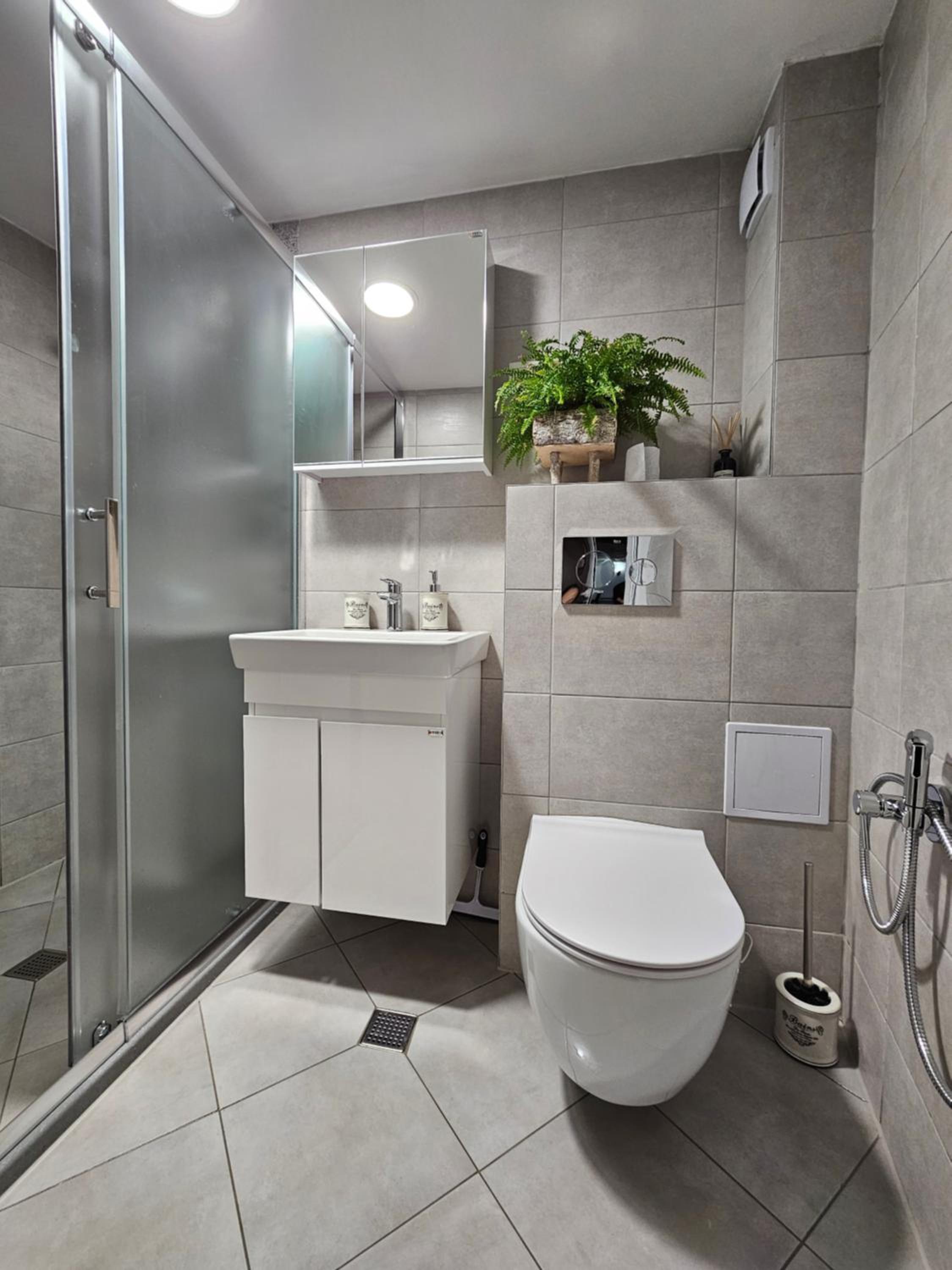 Guest House GURKO 7, 2BR, Top Center, Free Parking