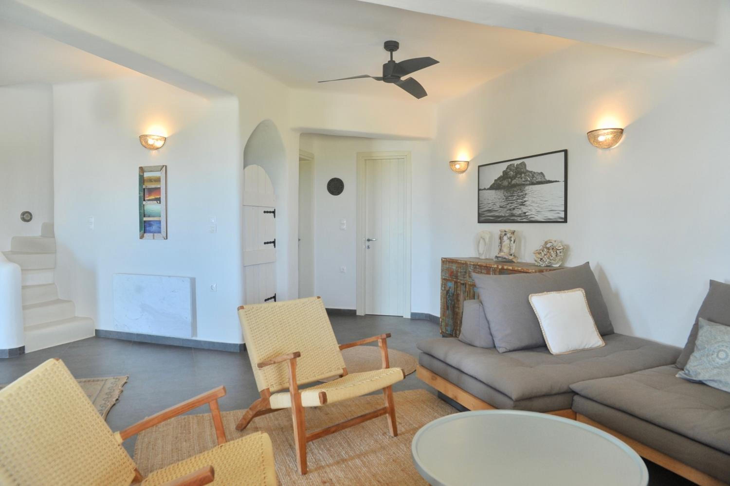 Naxos beach house, one minute away from the beach! view 4