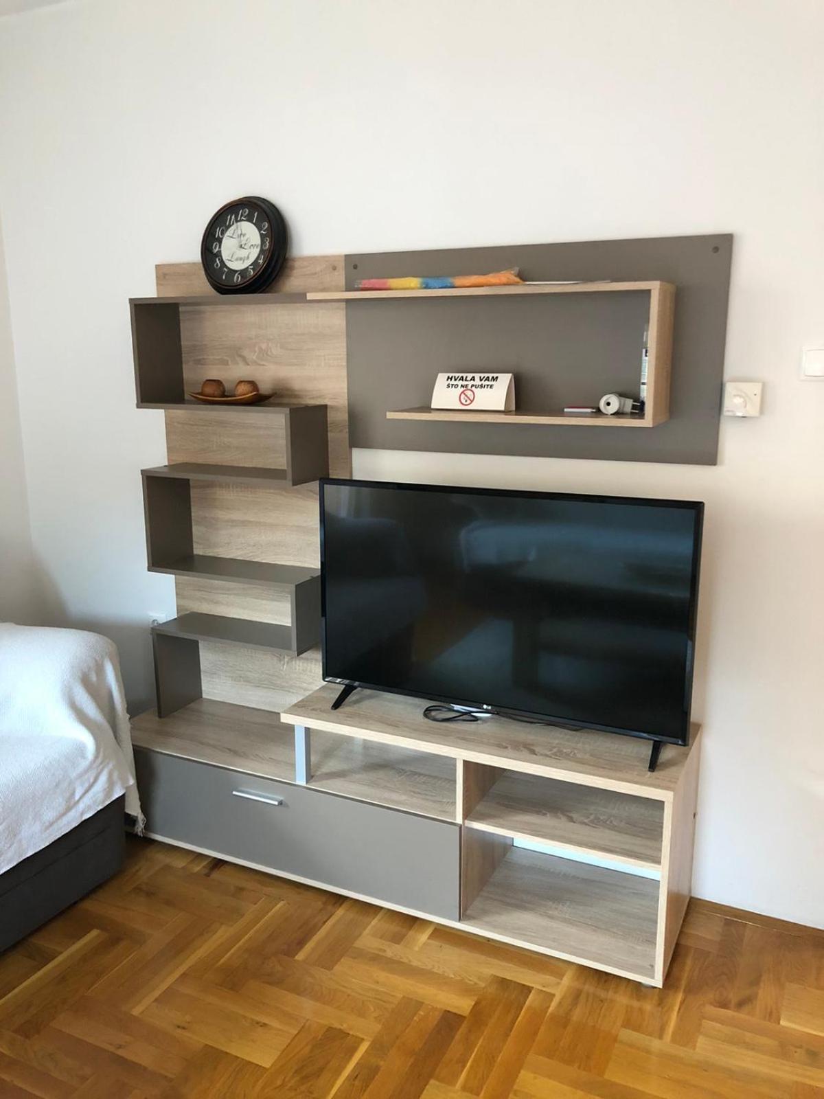 Maya apartment