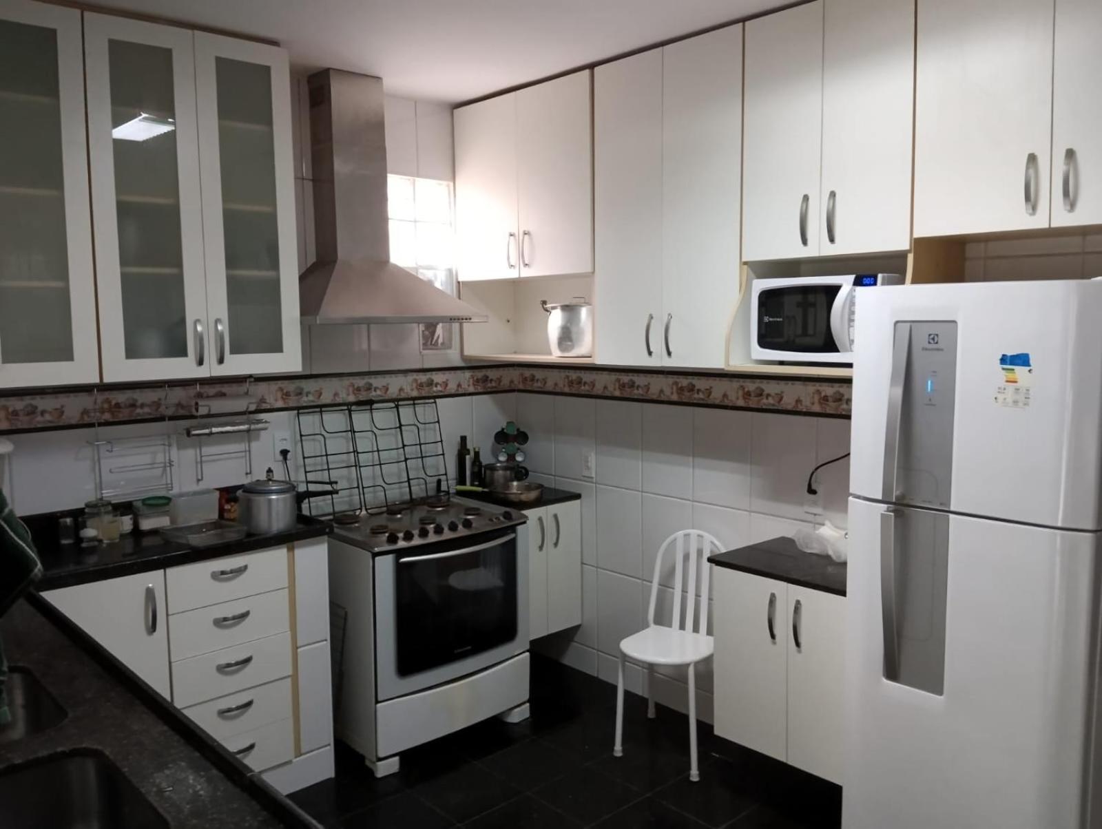 Casa Confortável a 1 Km da Praia e Apartamento
