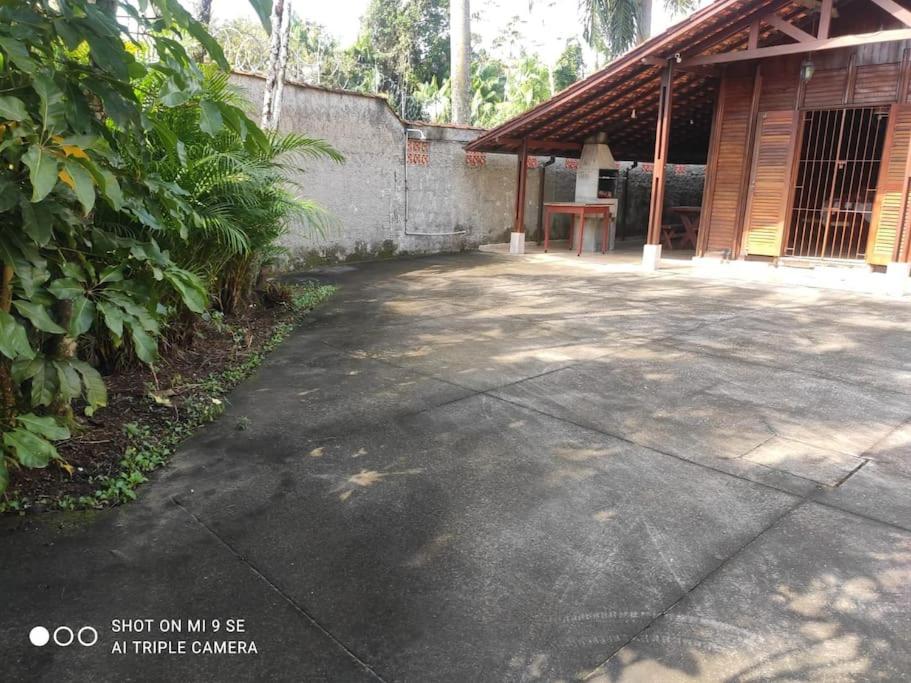 Casa a 250M da praia das Toninhas