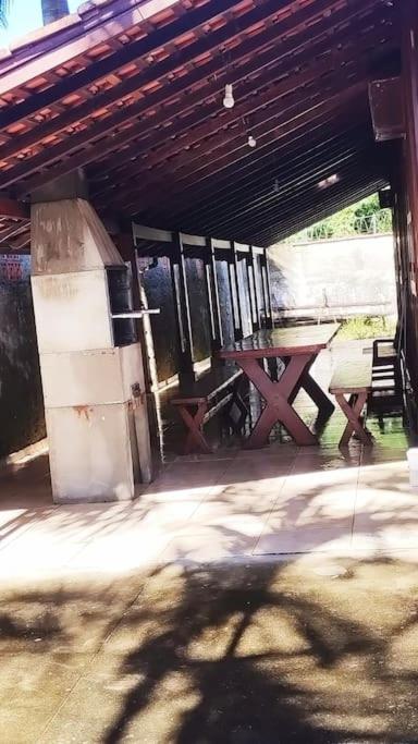 Casa a 250M da praia das Toninhas