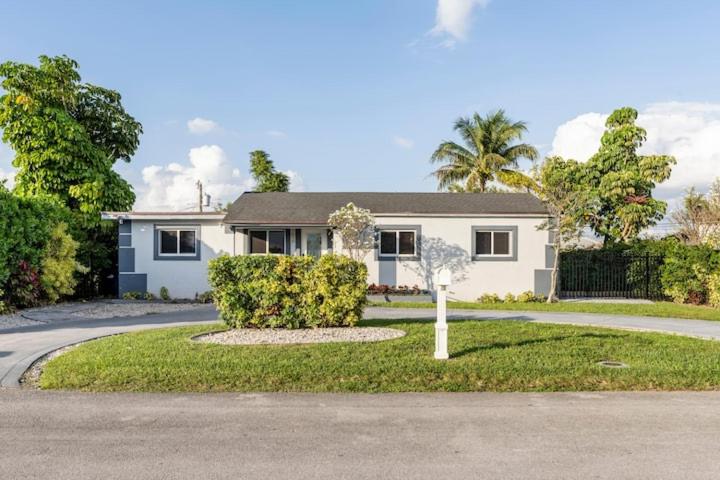 Cozy Miami Home Pet-friendly & with Free Parking