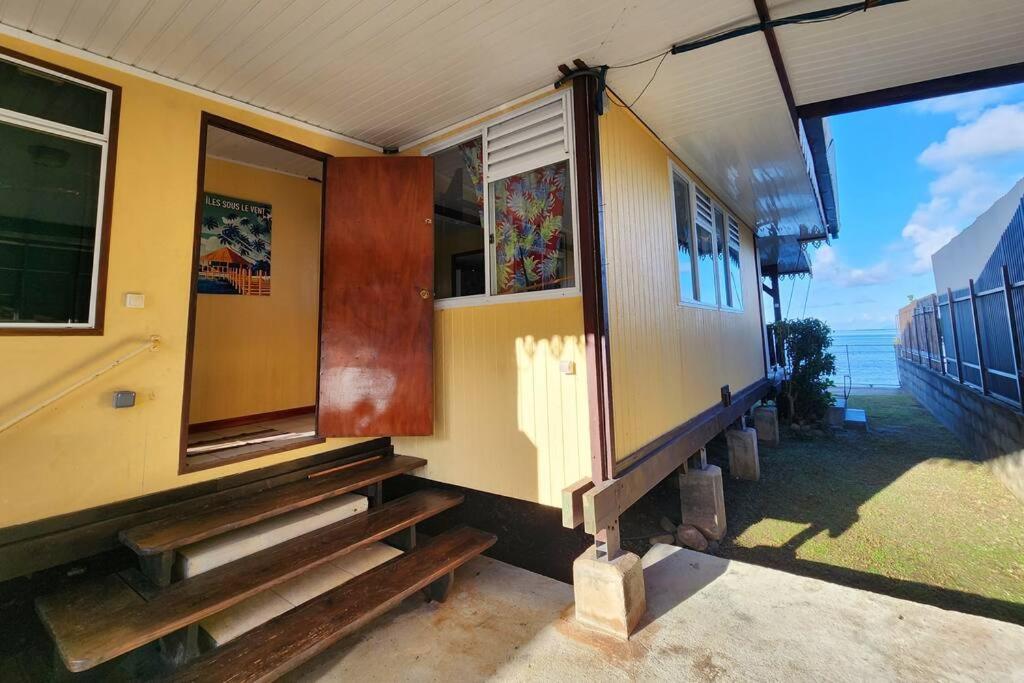 FARE Miti en bord de mer Fare Tepua Lodge view 4