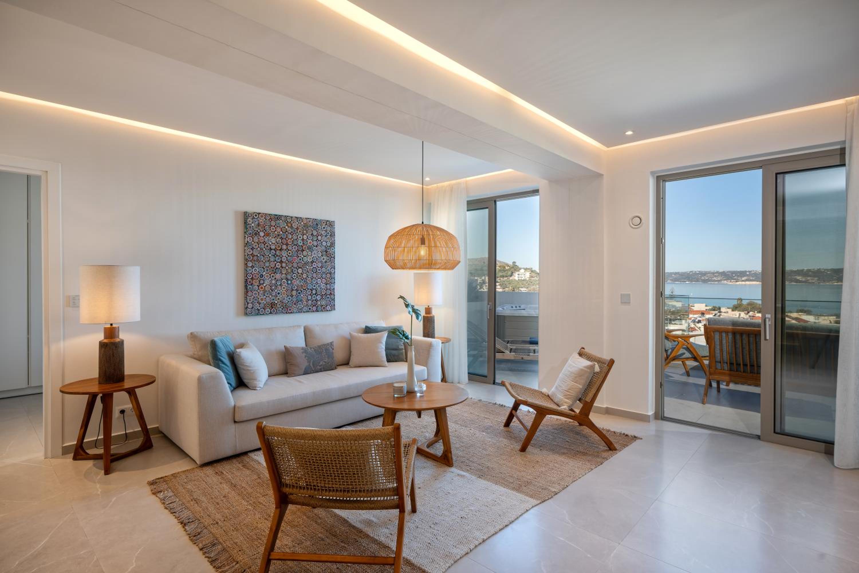 AmphiMatrion Luxury Residence