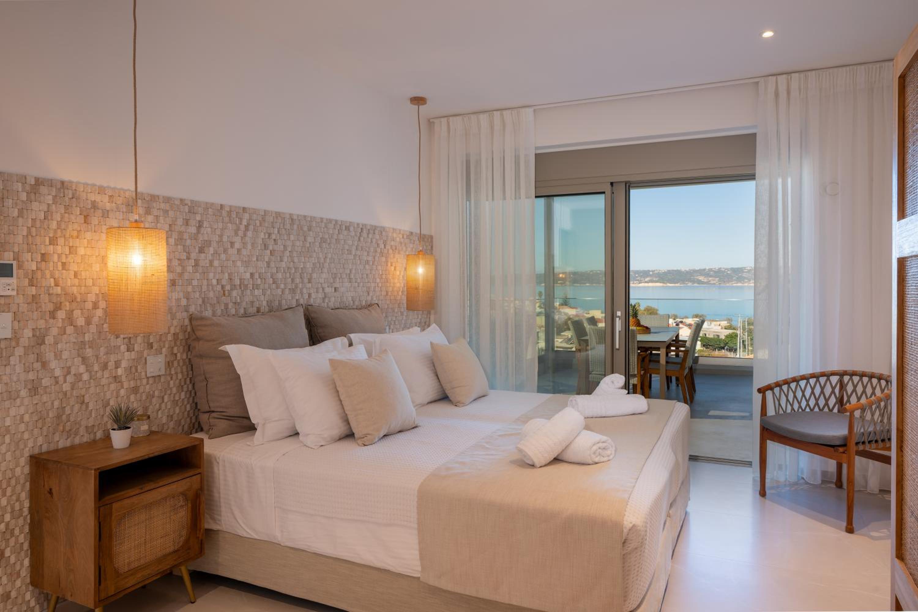 AmphiMatrion Luxury Residence