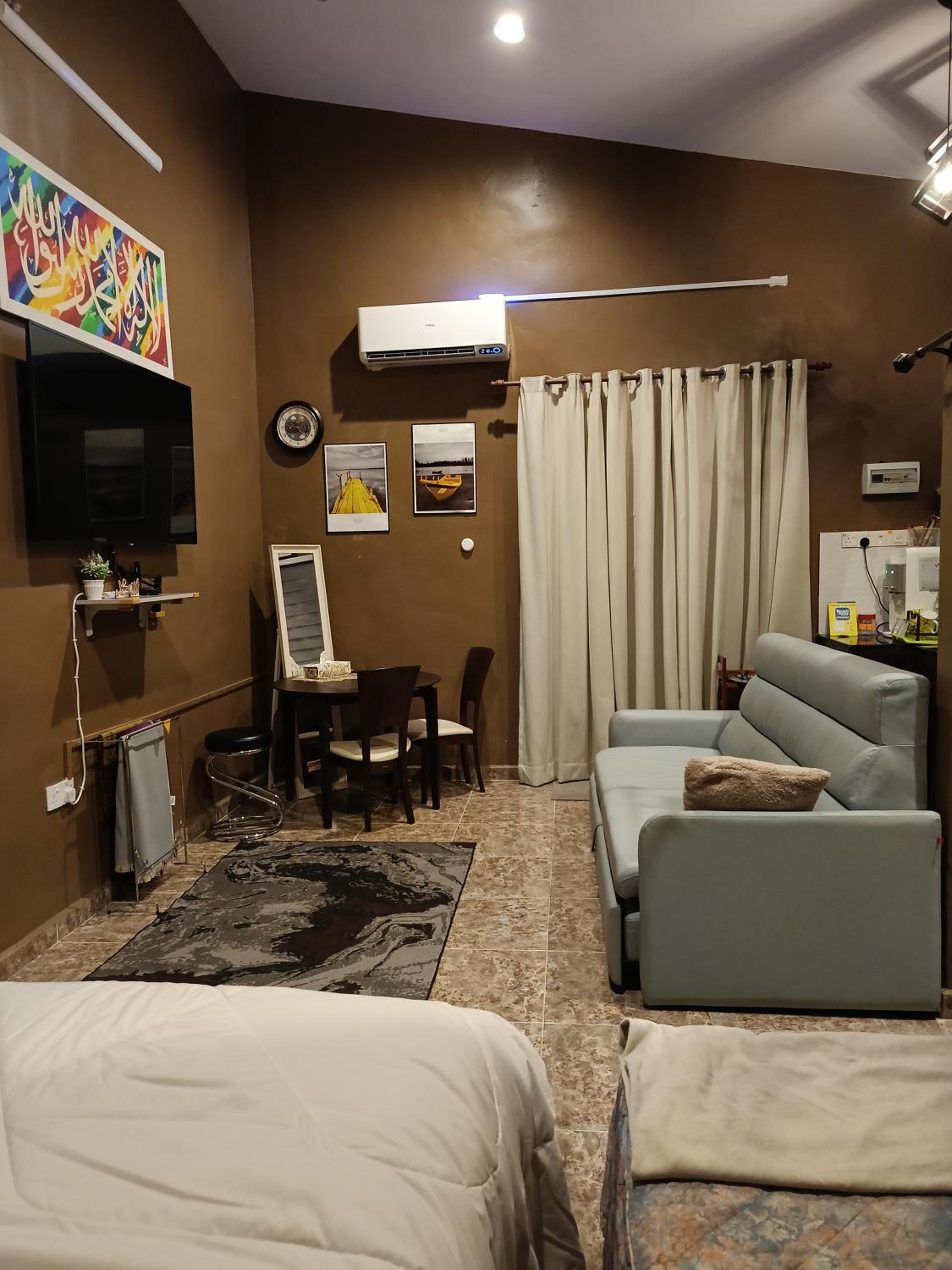 Studio Teratak Alisha Permatang Pauh
