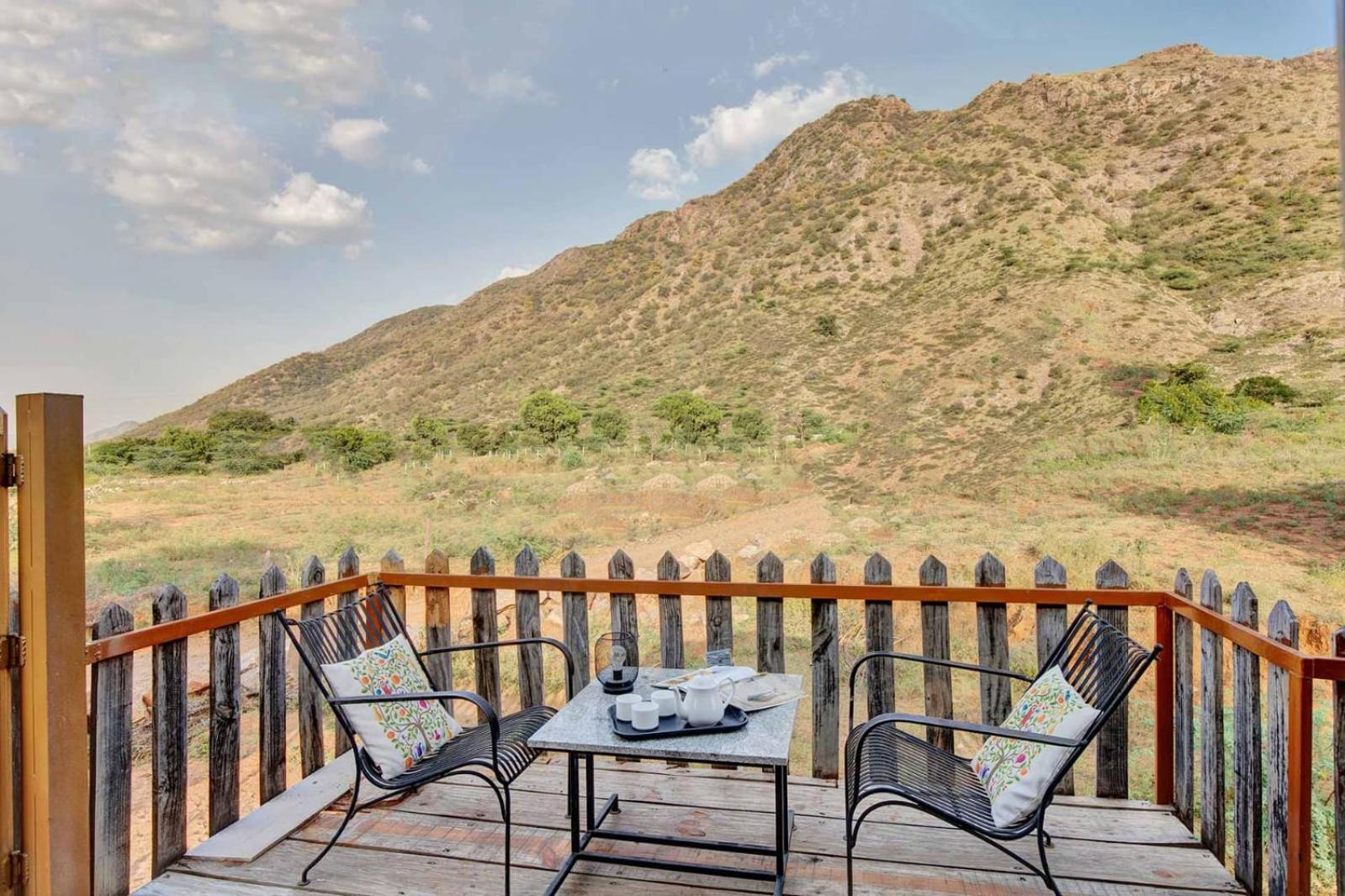 Foothill Pushkar Resort
