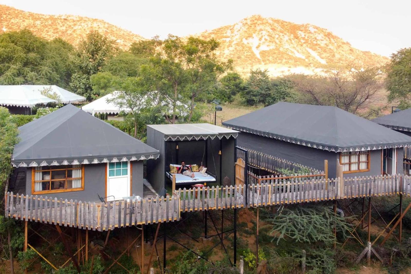 Foothill Pushkar Resort
