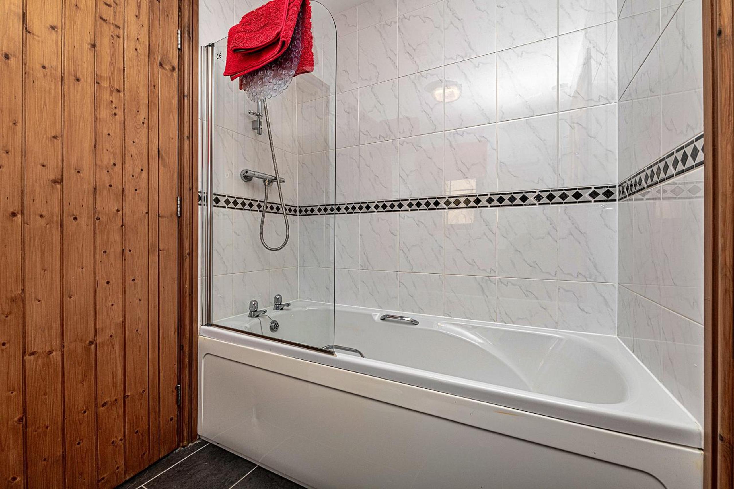 Finest Retreats - Llechwedd Mawr