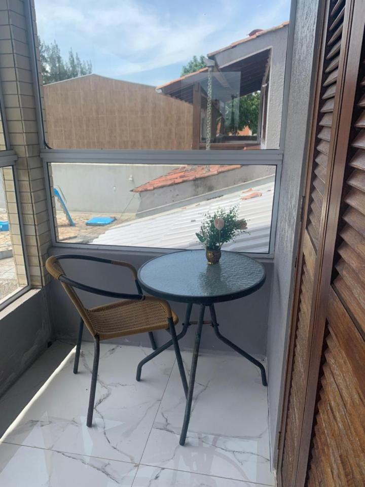Casa com 4 quartos e piscina pra aproveitar
