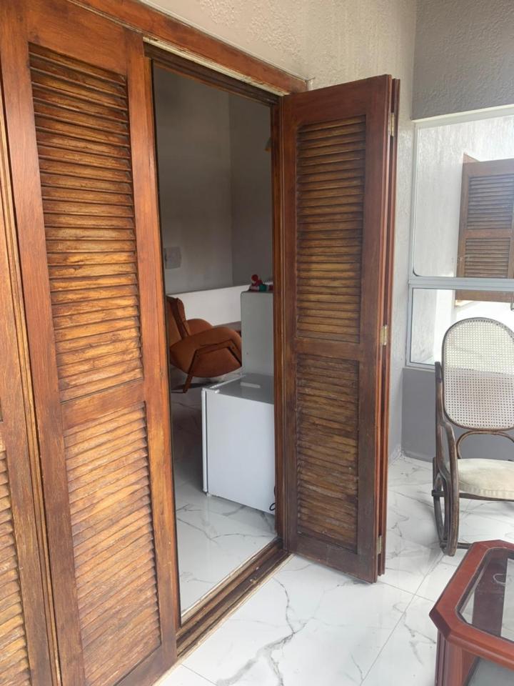 Casa com 4 quartos e piscina pra aproveitar