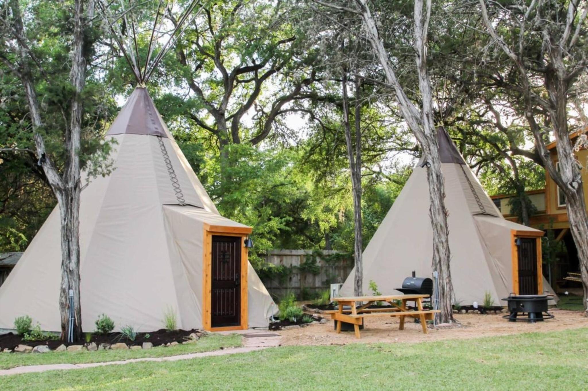 Deer Run - Tipi 2