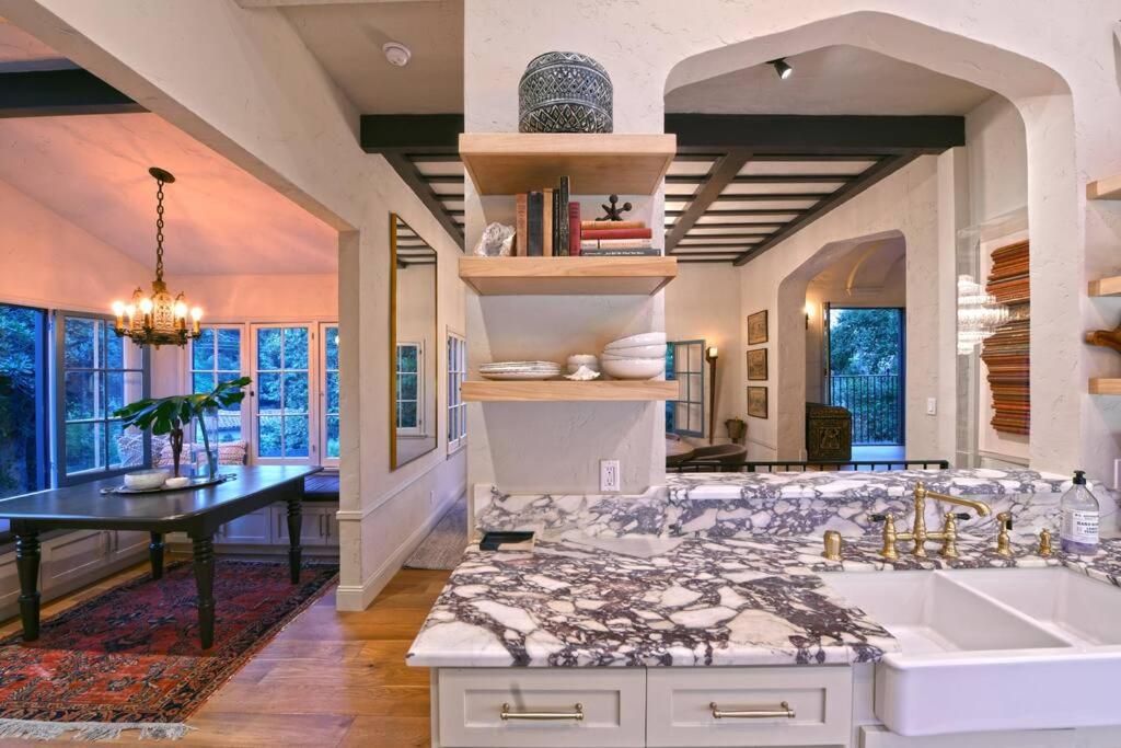 Designer Pool Villa Under the Hollywood Sign