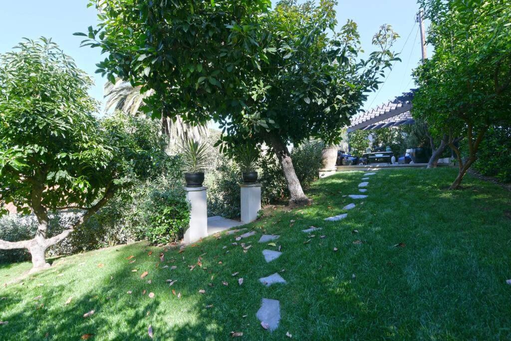 Designer Pool Villa Under the Hollywood Sign