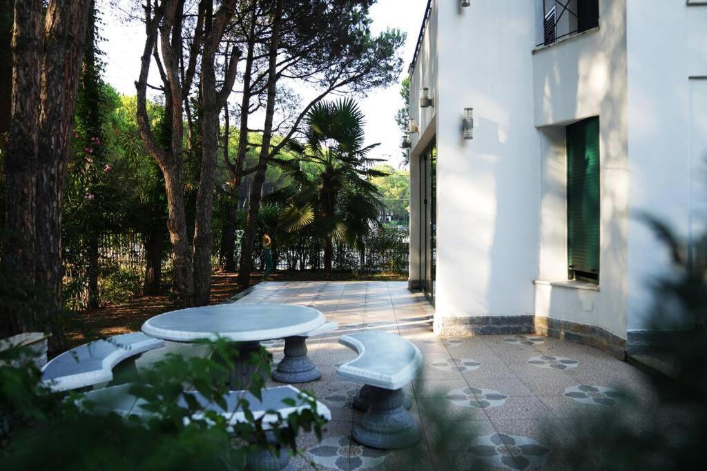 The Beachfront Villa by PikHost