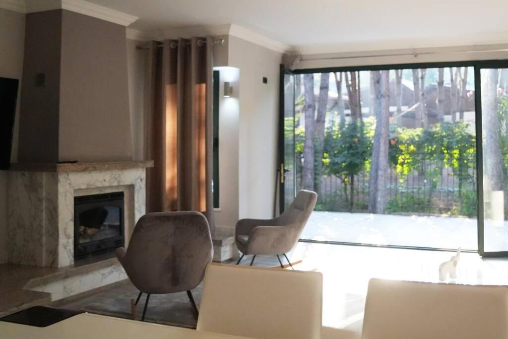 The Beachfront Villa by PikHost