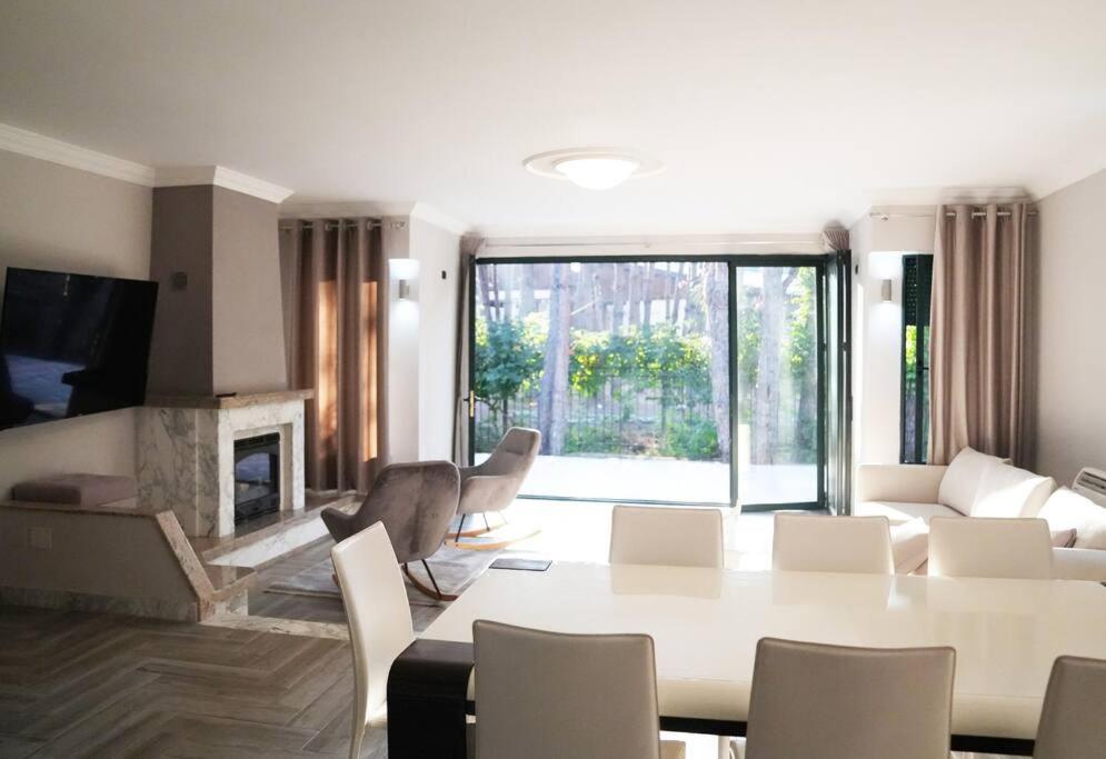 The Beachfront Villa by PikHost