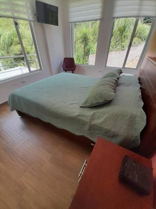 Moderna casa vacacional en Baños