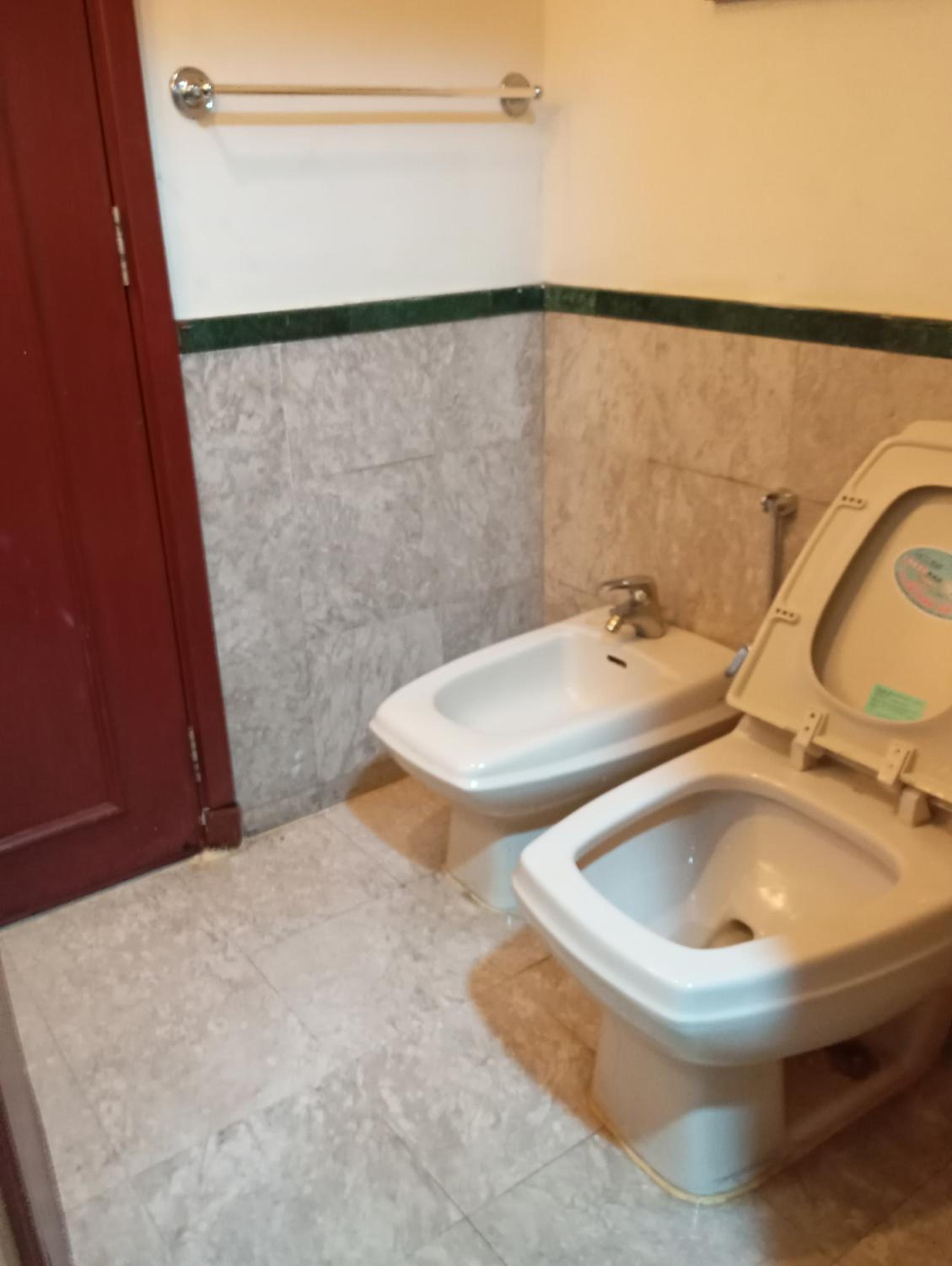 KL Ayan Service Suite At Times Square