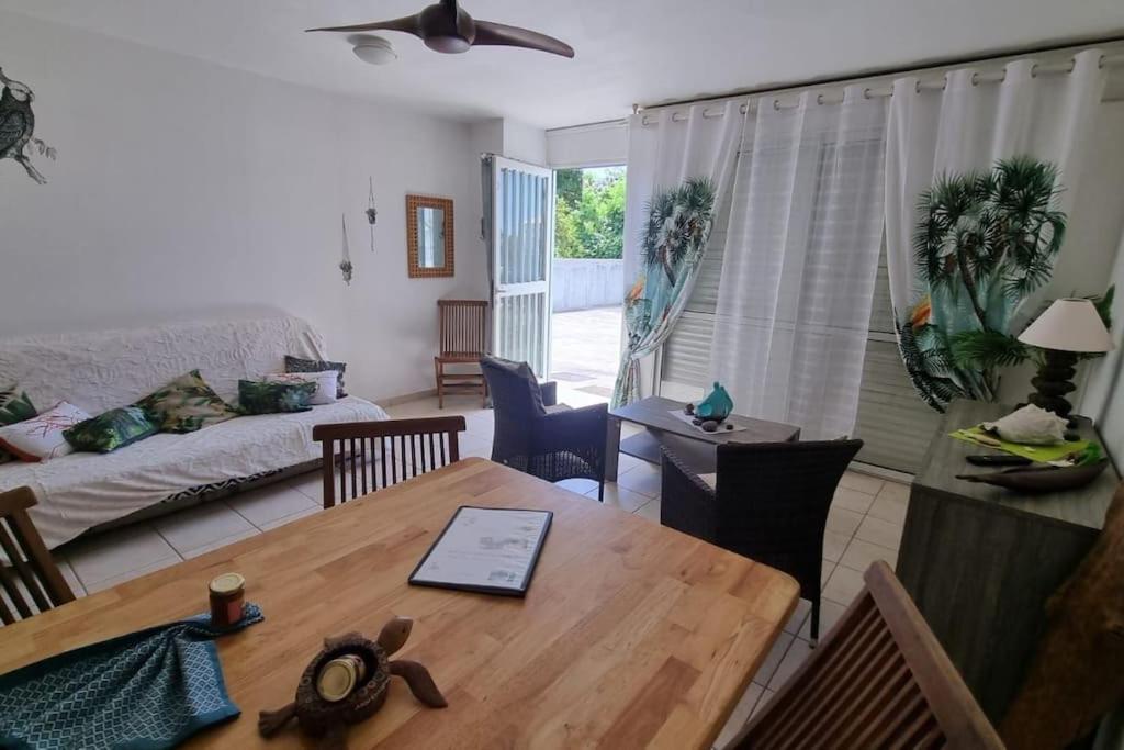 Mi Plézi Appartement au Diamant.
