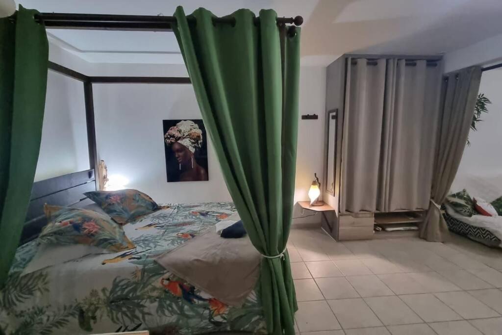 Mi Plézi Appartement au Diamant.