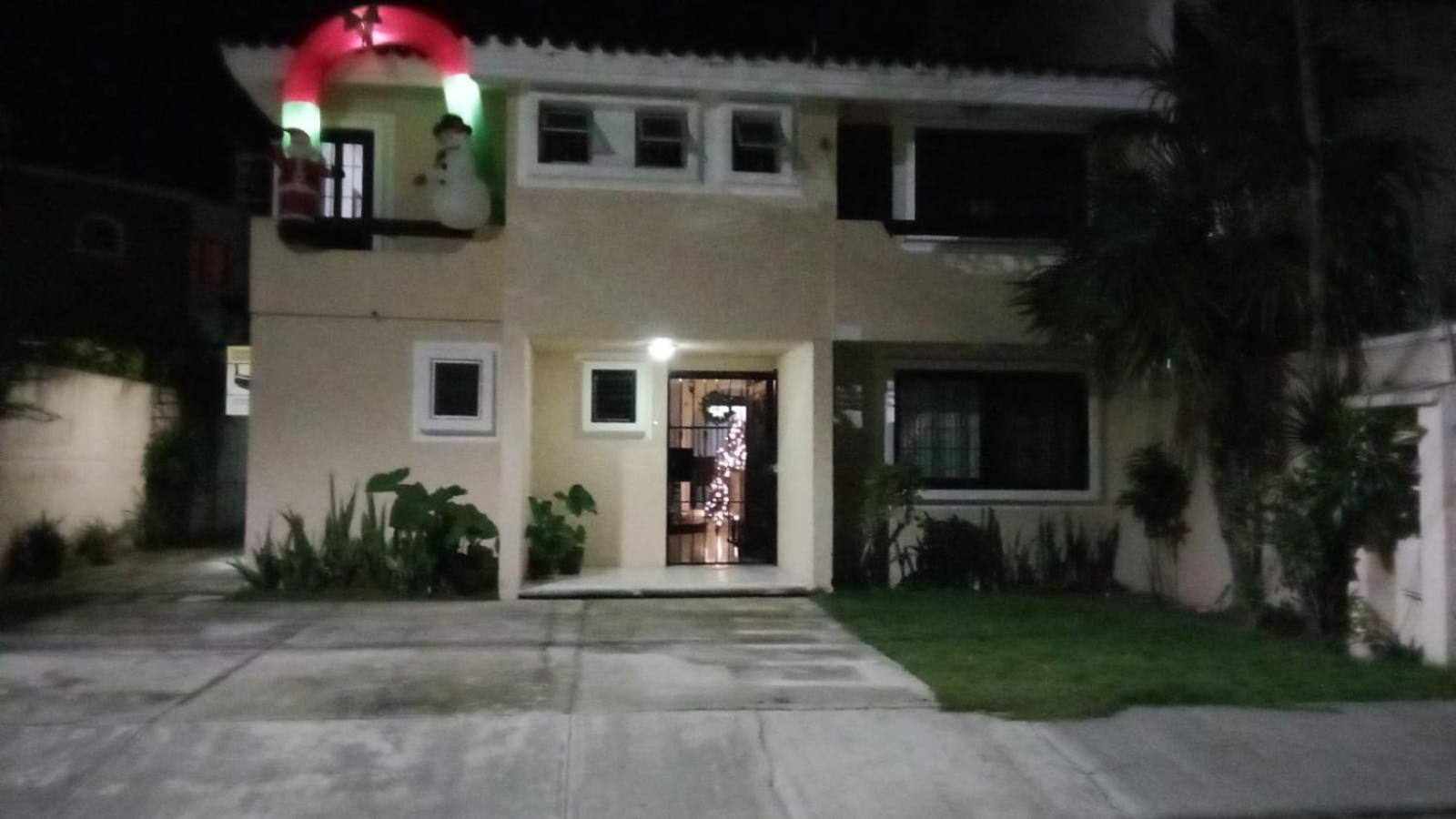 Naranjo Hostel