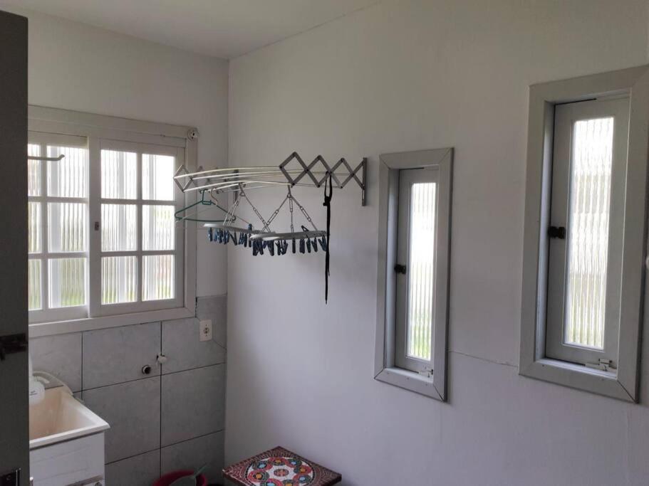 Linda casa grande em Capão Novo