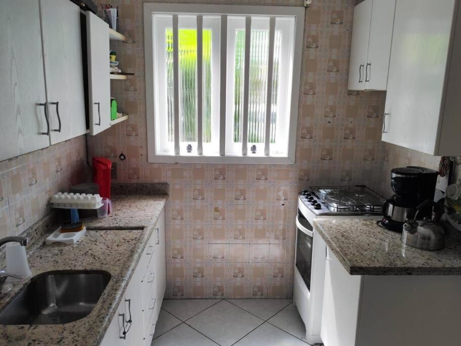 Linda casa grande em Capão Novo