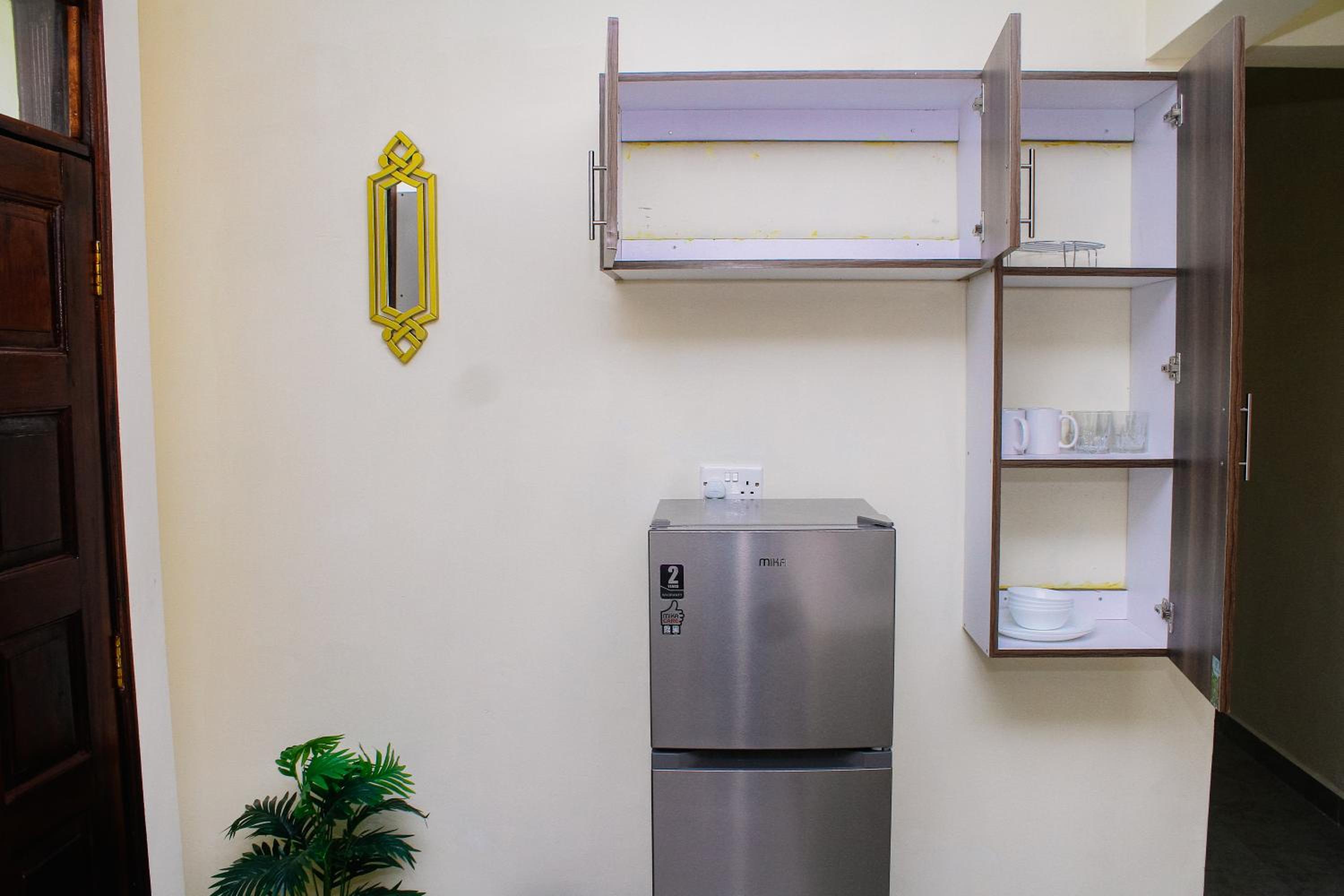 Twin Palms Apartments, Bamburi, Mombasa