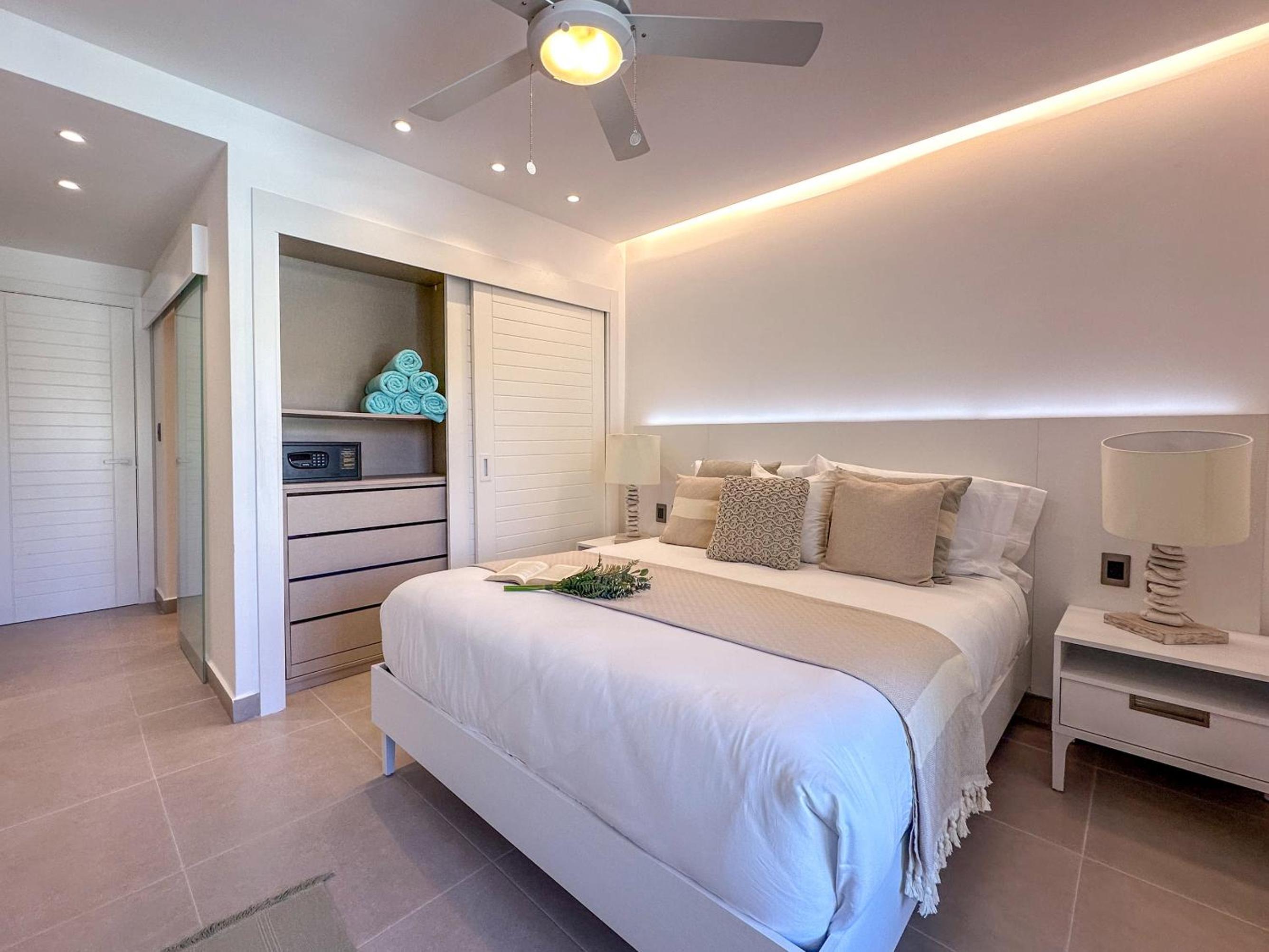 Fantastic brand new beach home